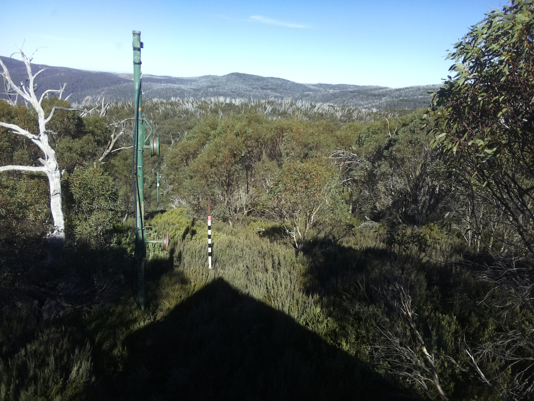 Bogong Web Cam 1:30pm Friday 9th of May 2025