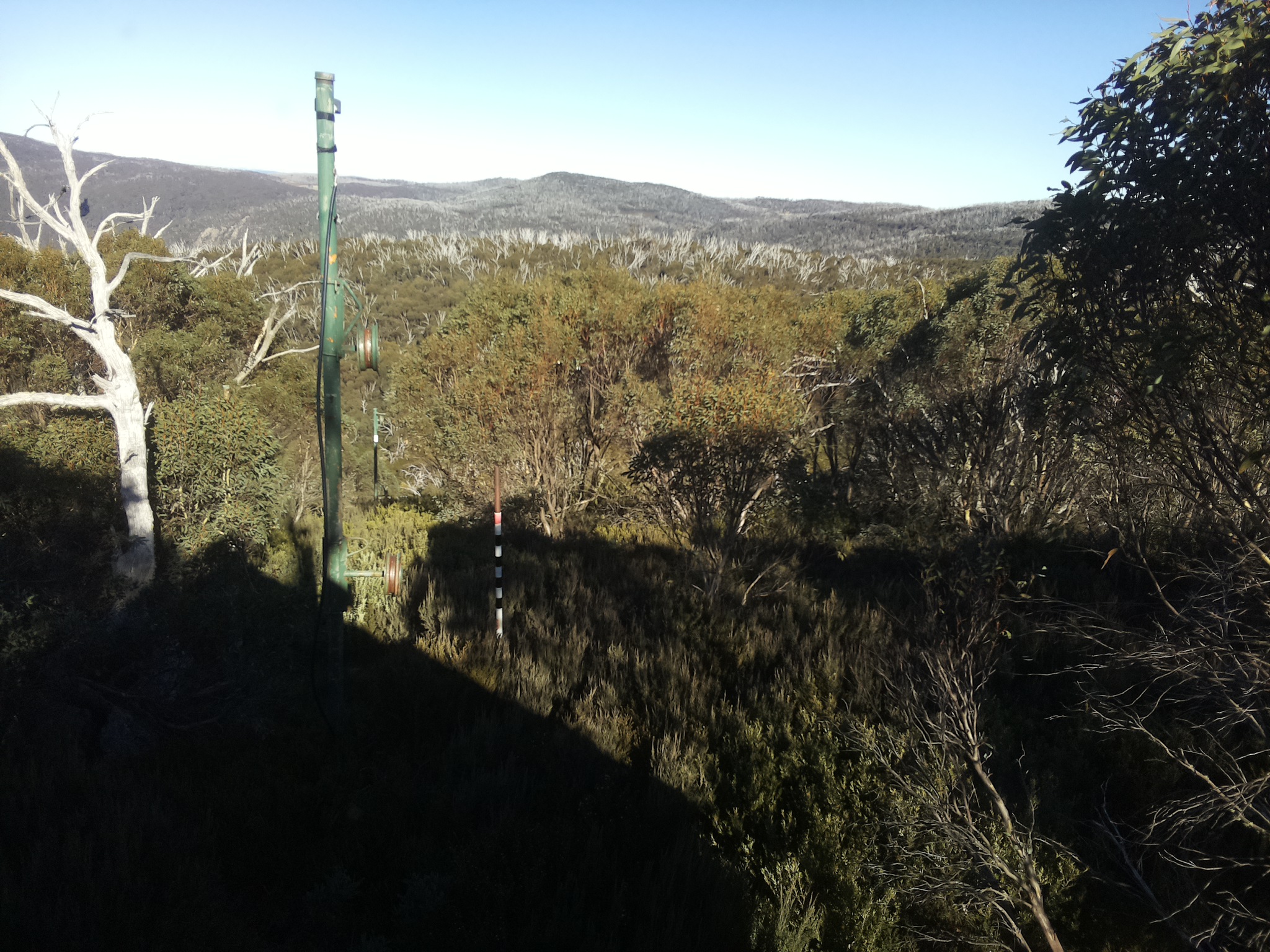 Bogong Web Cam 2:40pm Friday 9th of May 2025