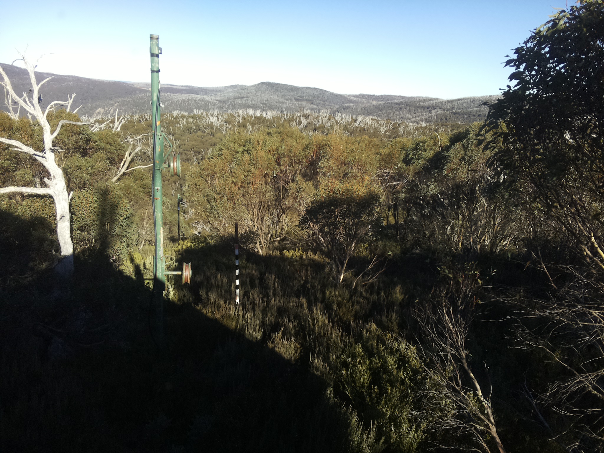 Bogong Web Cam 2:50pm Friday 9th of May 2025