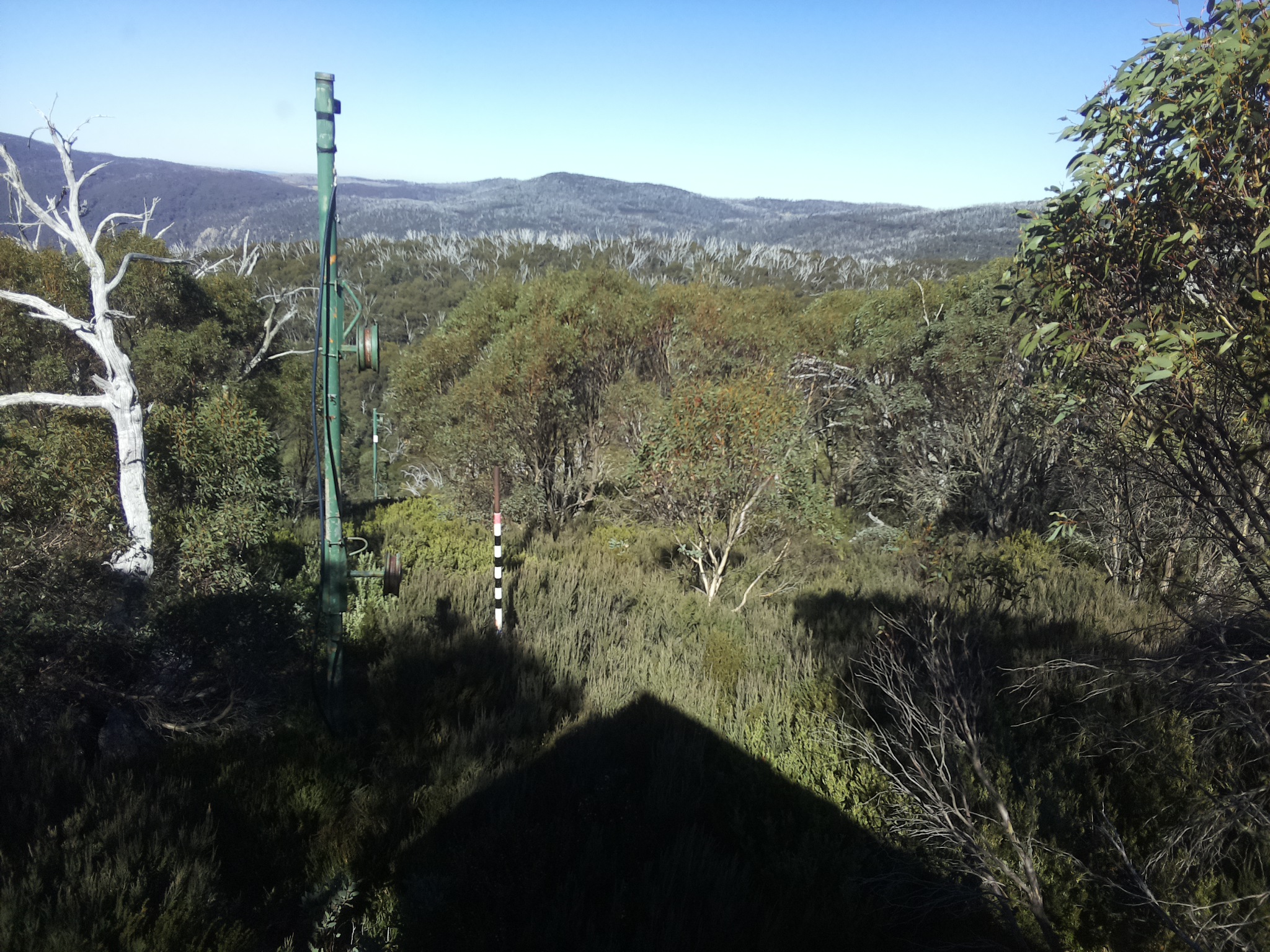 Bogong Web Cam 1:00pm Saturday 10th of May 2025