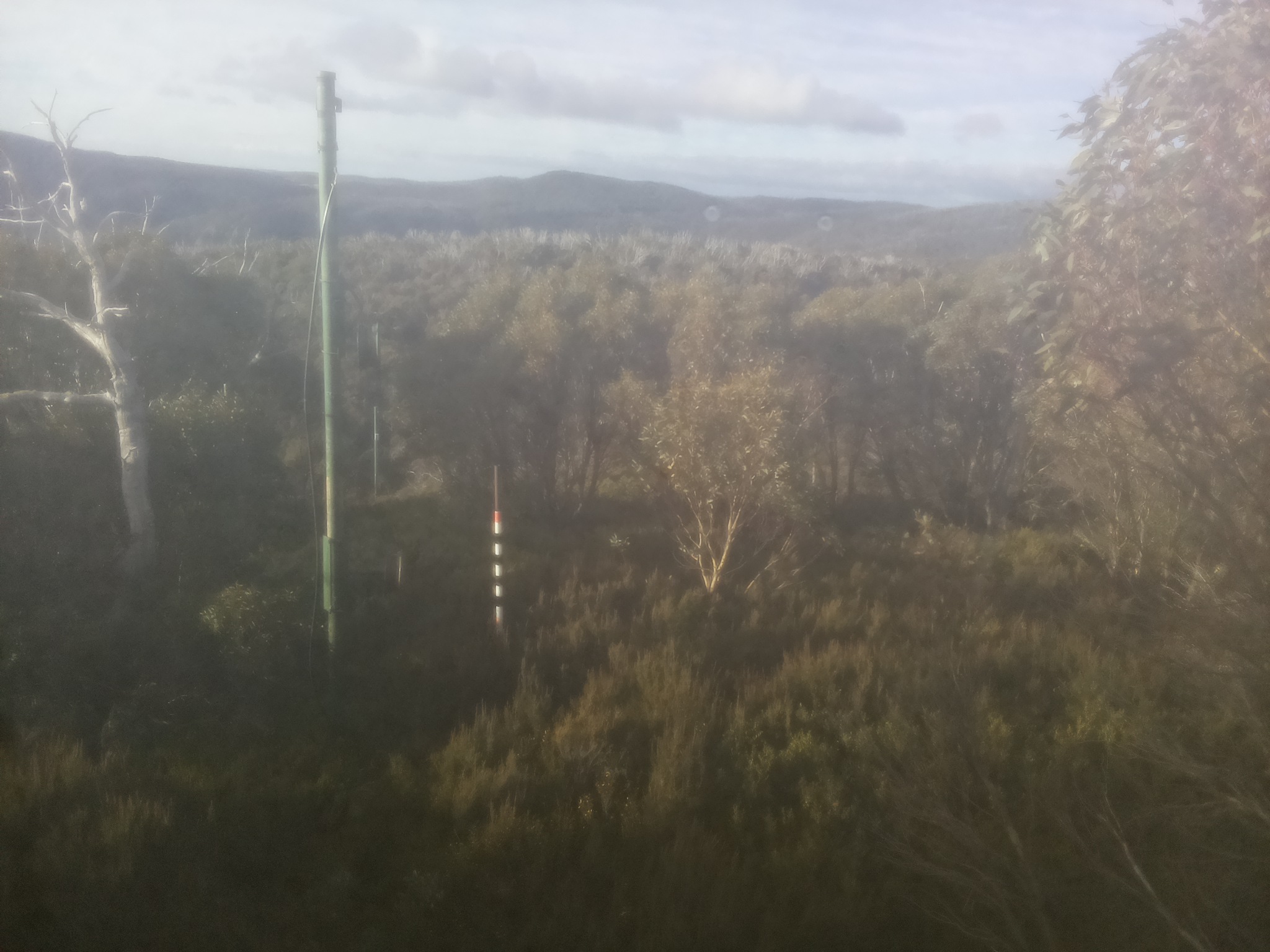 Bogong Web Cam 8:20am Monday 12th of May 2025