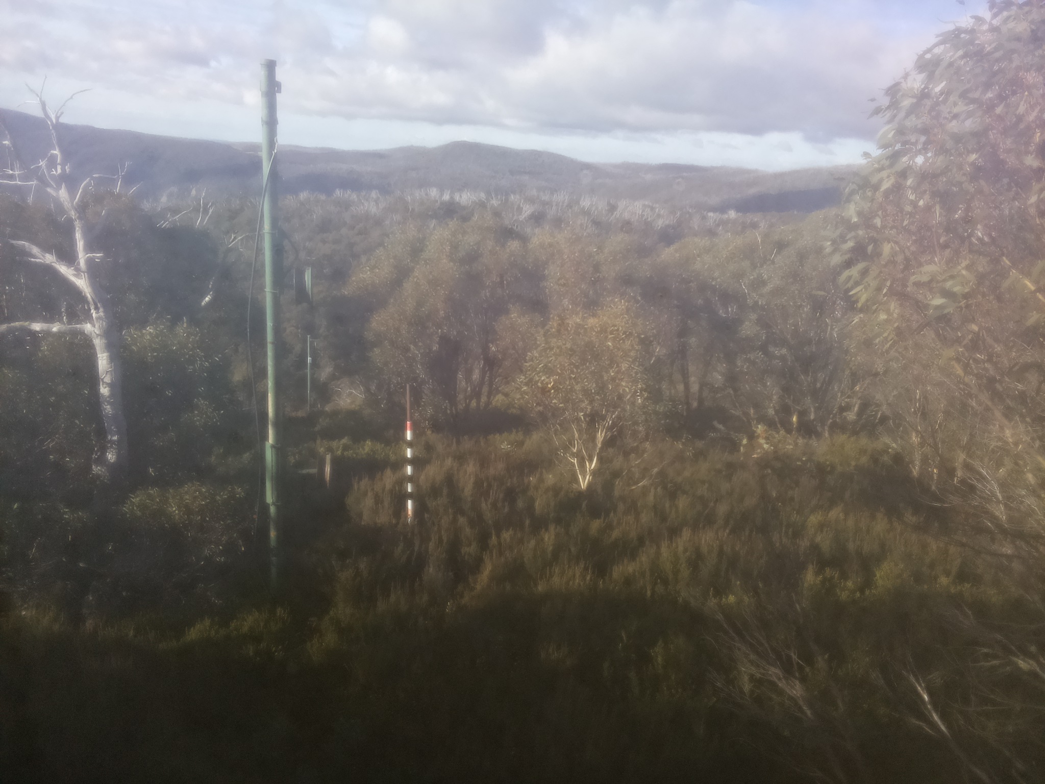 Bogong Web Cam 9:10am Monday 12th of May 2025