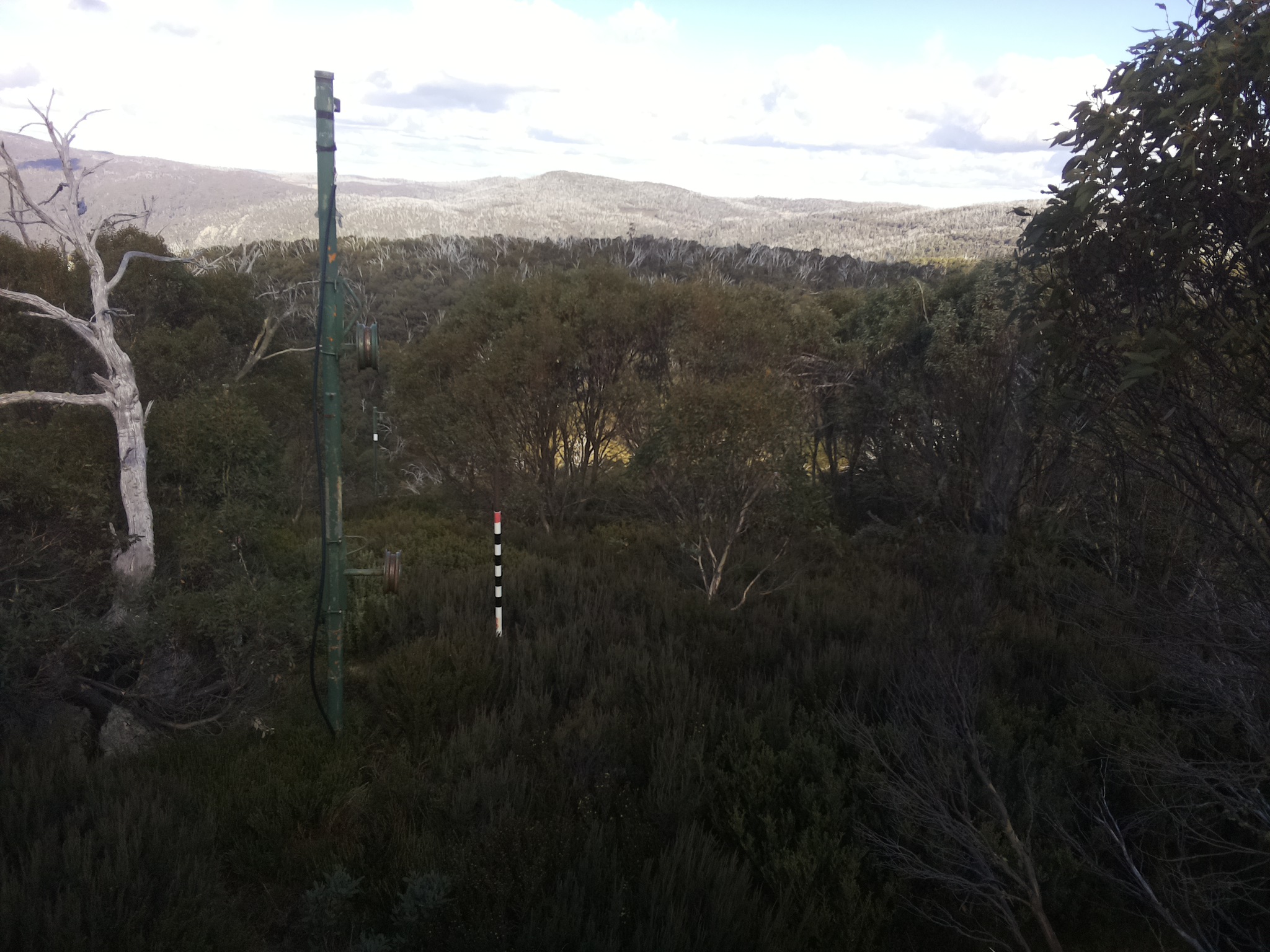 Bogong Web Cam 2:30pm Tuesday 13th of May 2025