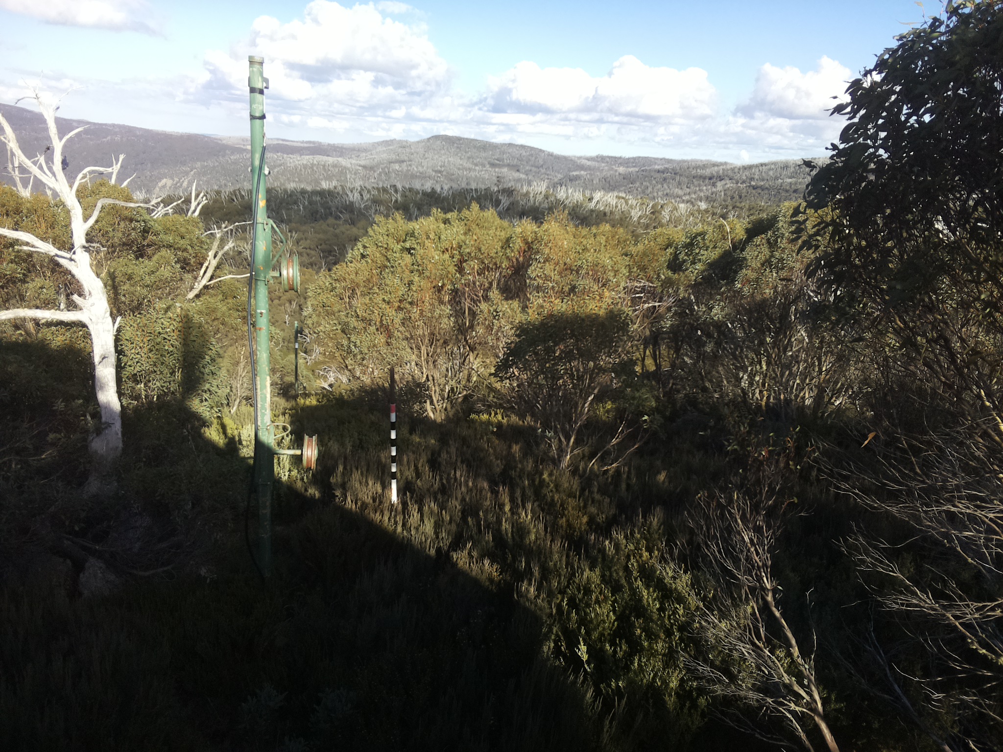 Bogong Web Cam 2:50pm Tuesday 13th of May 2025