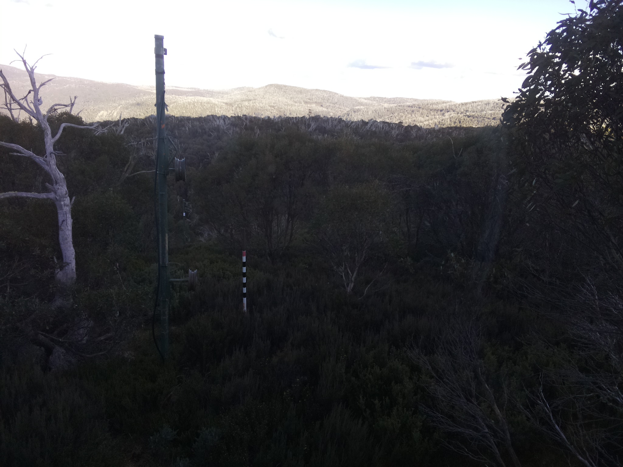 Bogong Web Cam 3:10pm Tuesday 13th of May 2025