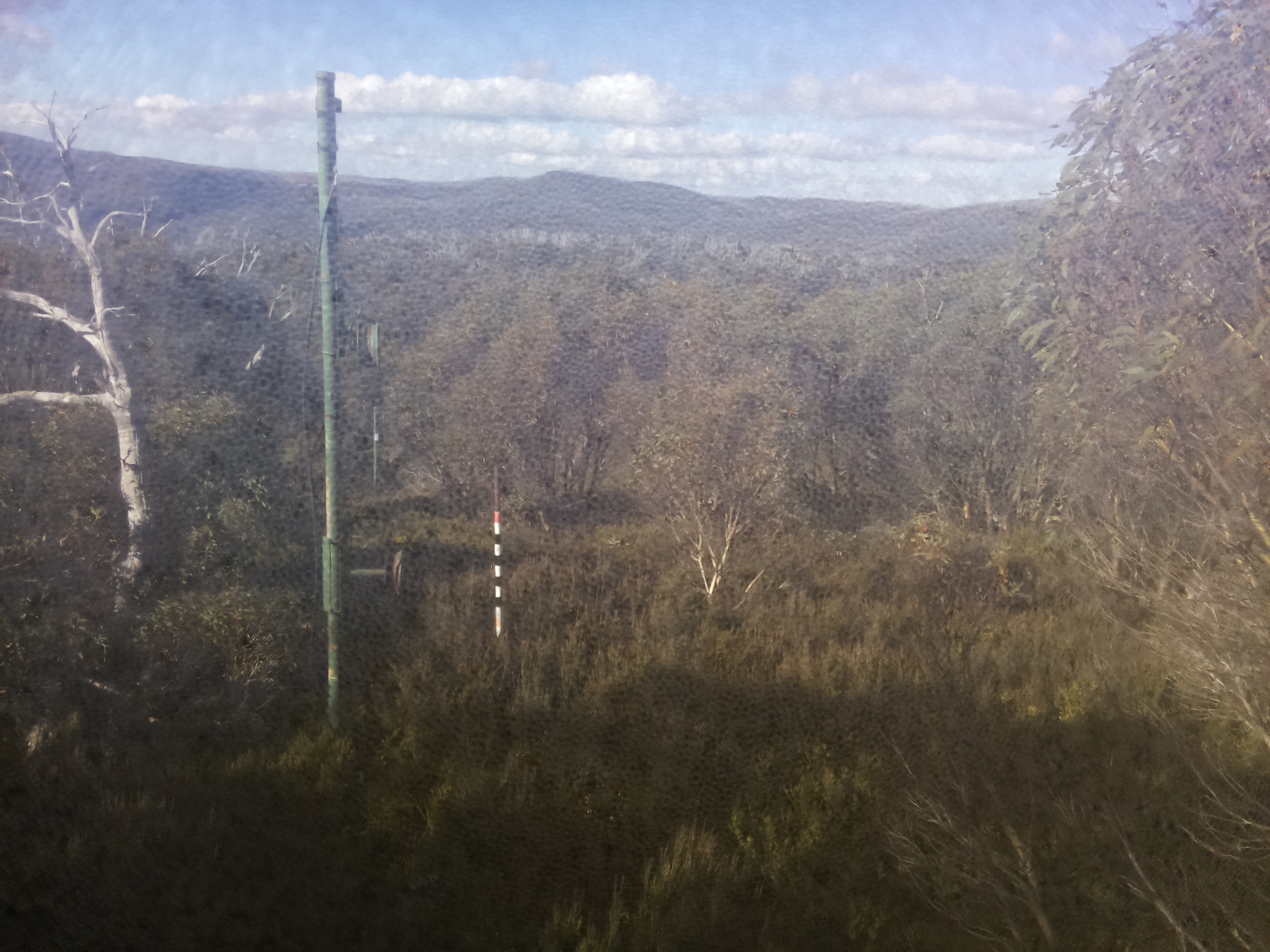 Bogong Web Cam 10:10am Wednesday 14th of May 2025