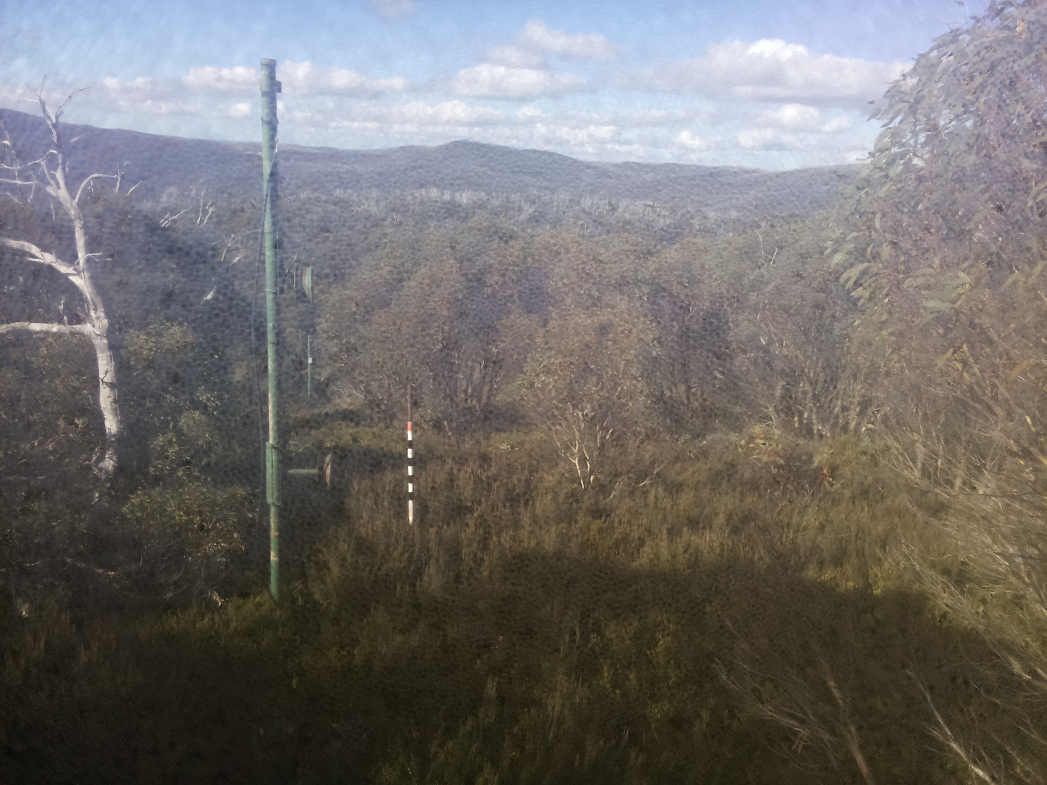 Bogong Web Cam 10:20am Wednesday 14th of May 2025