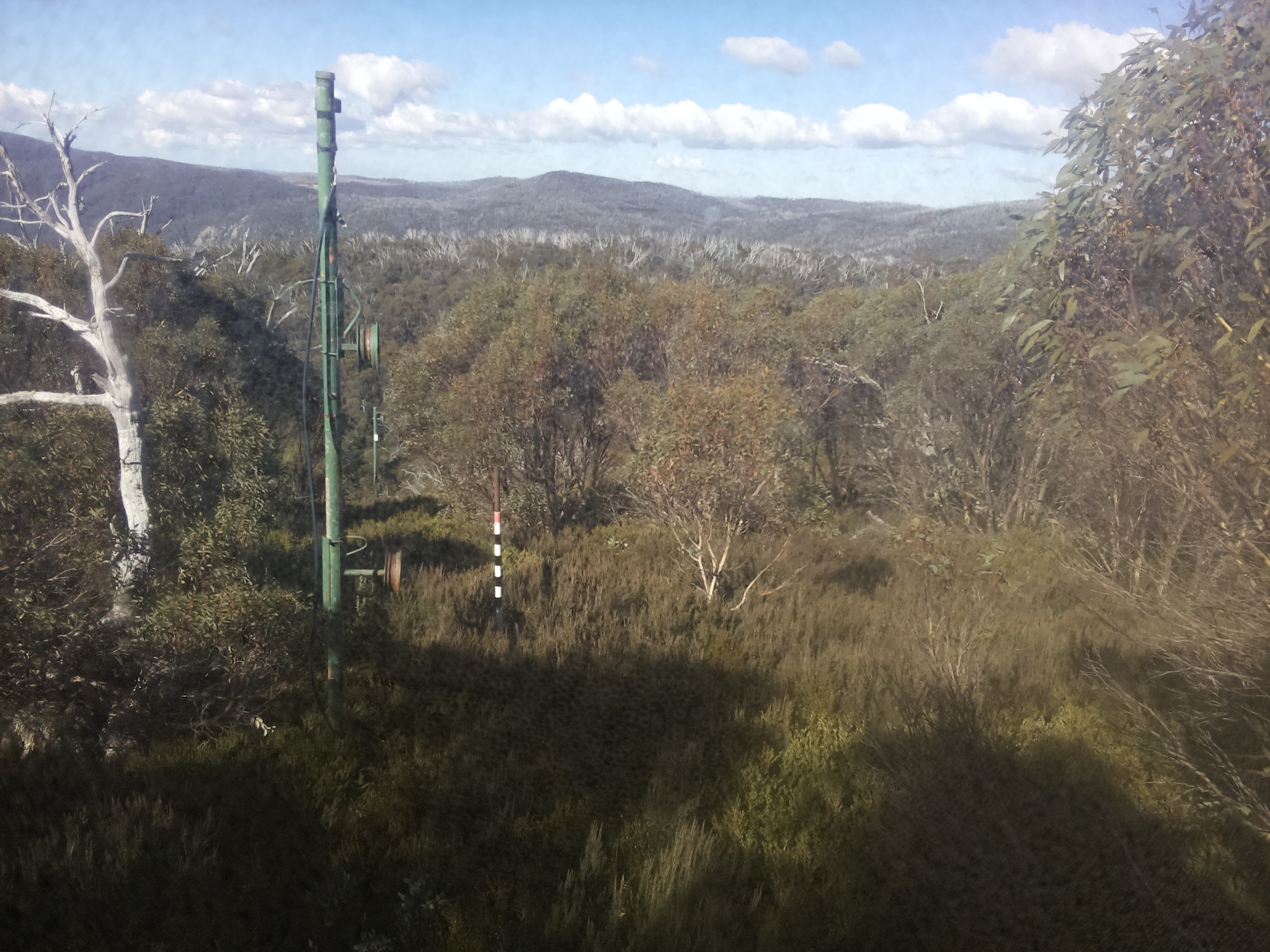 Bogong Web Cam 11:30am Wednesday 14th of May 2025