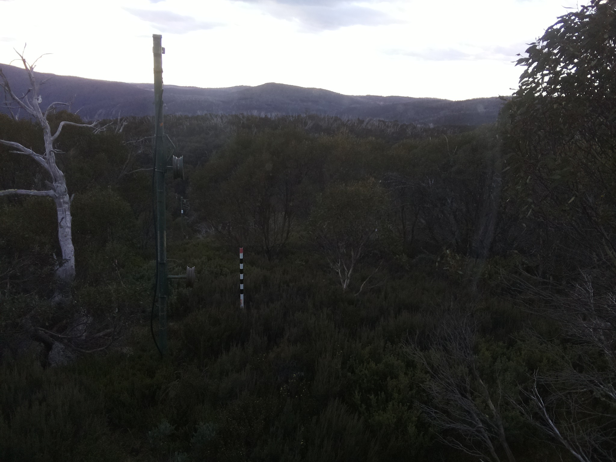 Bogong Web Cam 4:40pm Wednesday 14th of May 2025
