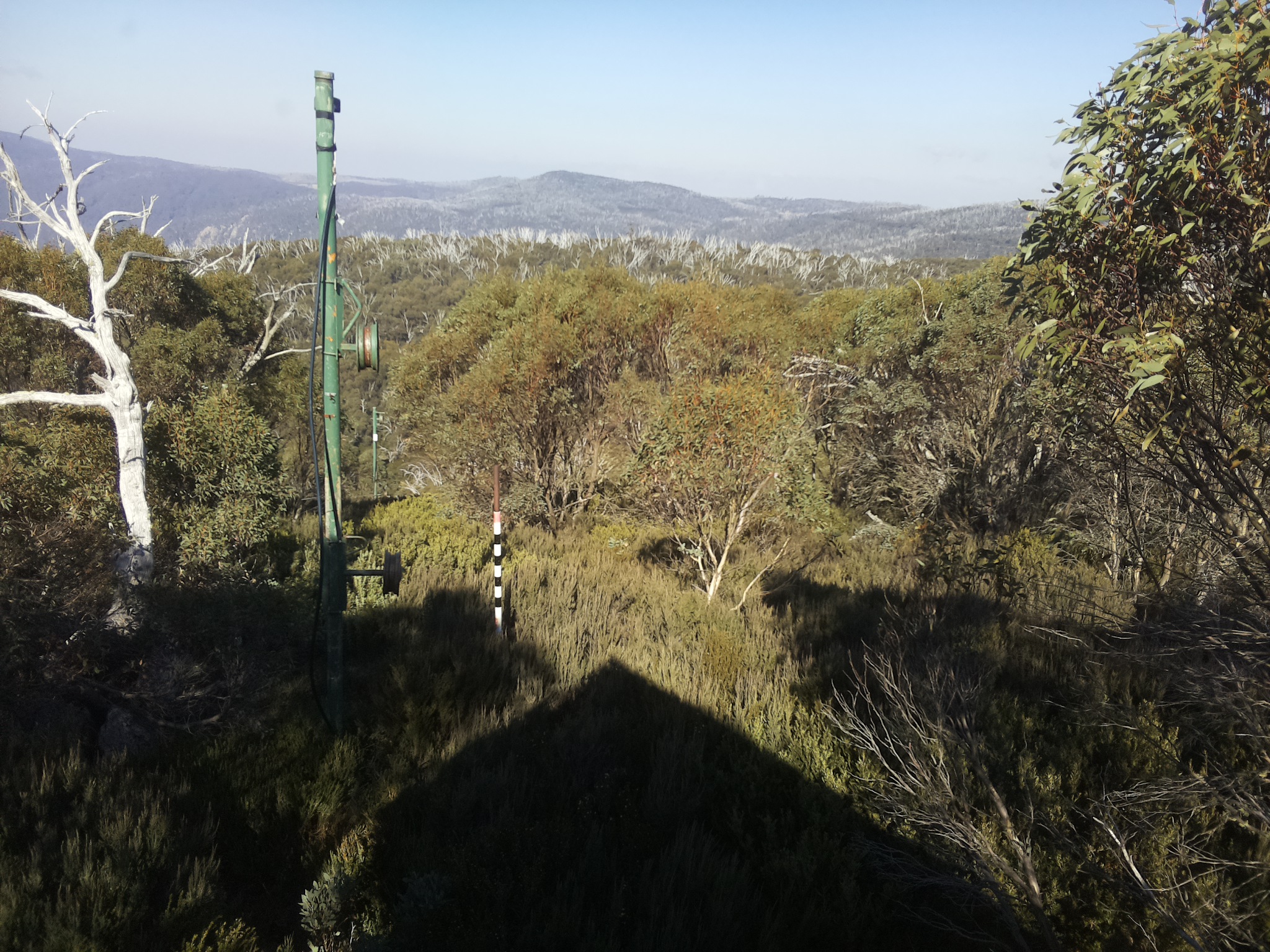 Bogong Web Cam 1:10pm Thursday 15th of May 2025