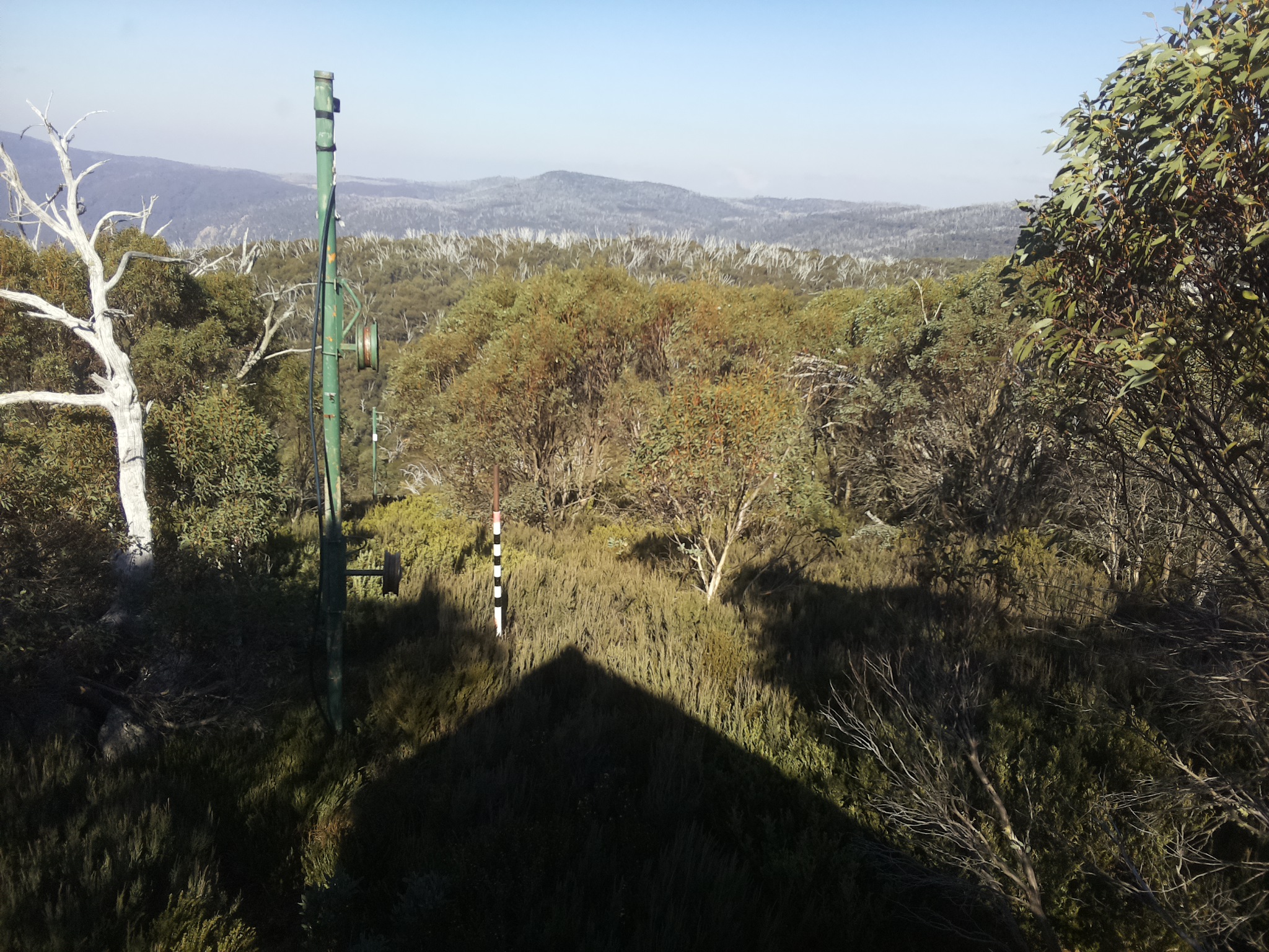 Bogong Web Cam 1:20pm Thursday 15th of May 2025
