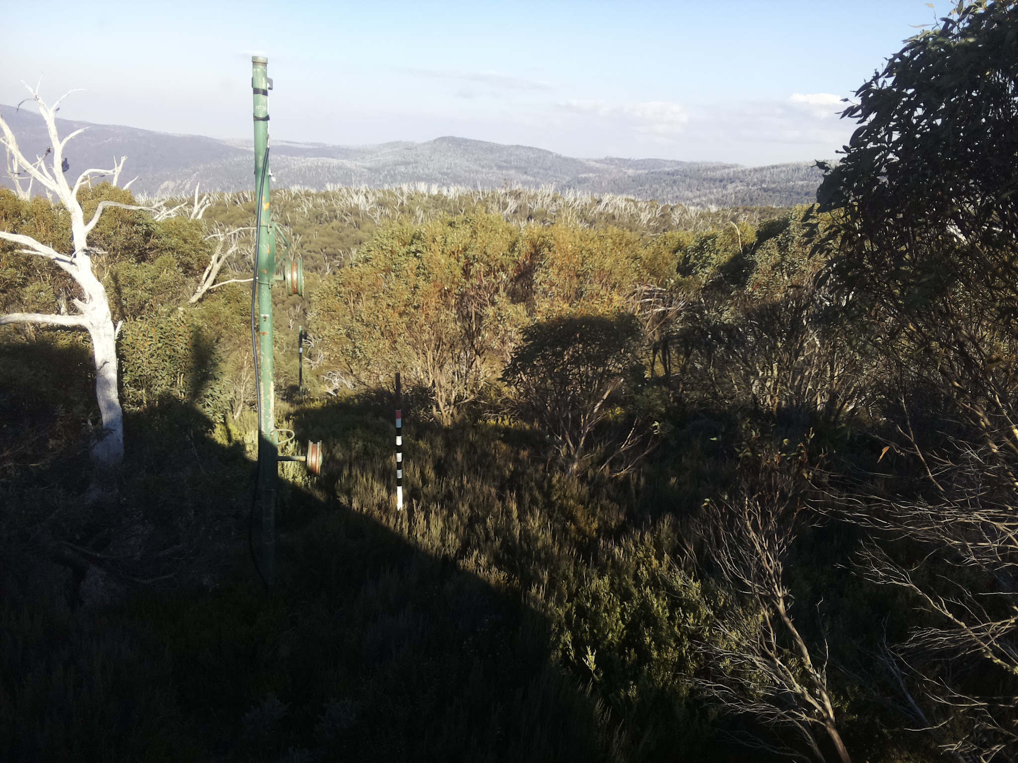 Bogong Web Cam 2:50pm Thursday 15th of May 2025