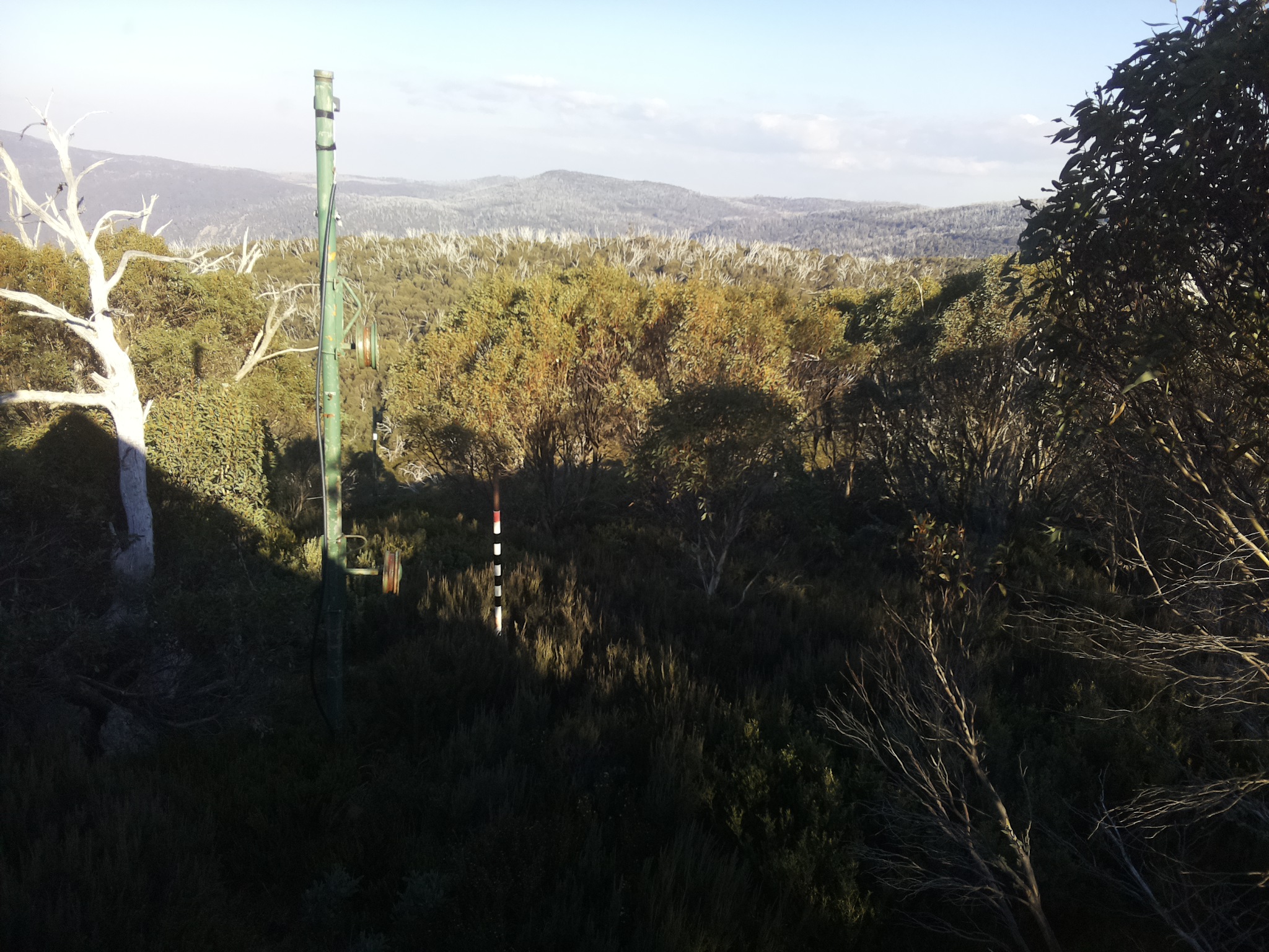 Bogong Web Cam 3:20pm Thursday 15th of May 2025