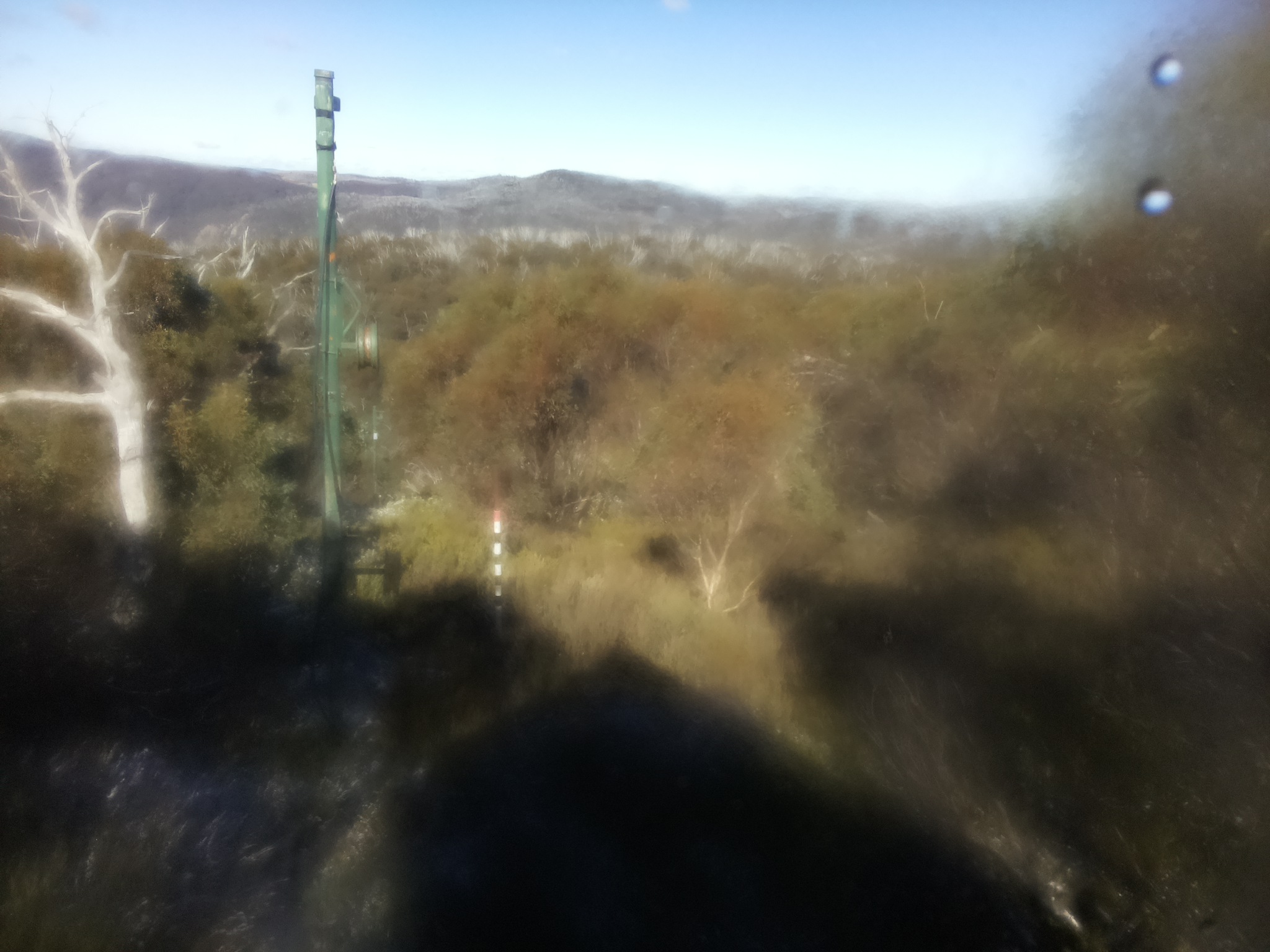 Bogong Web Cam 1:10pm Monday 19th of May 2025