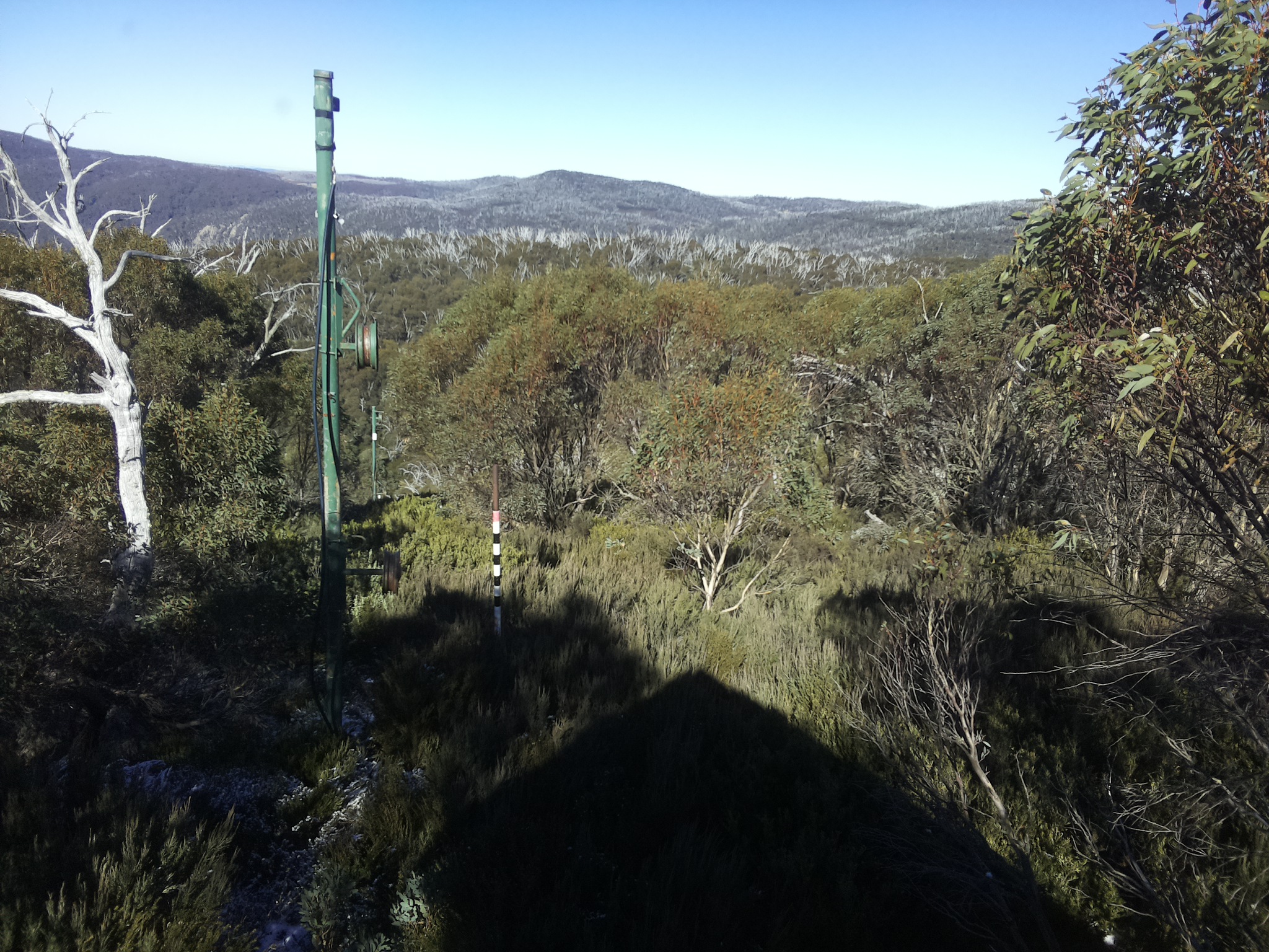 Bogong Web Cam 12:50pm Tuesday 20th of May 2025