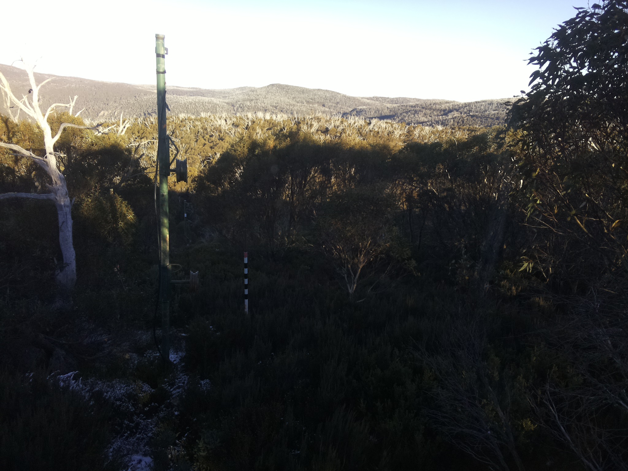 Bogong Web Cam 4:00pm Tuesday 20th of May 2025