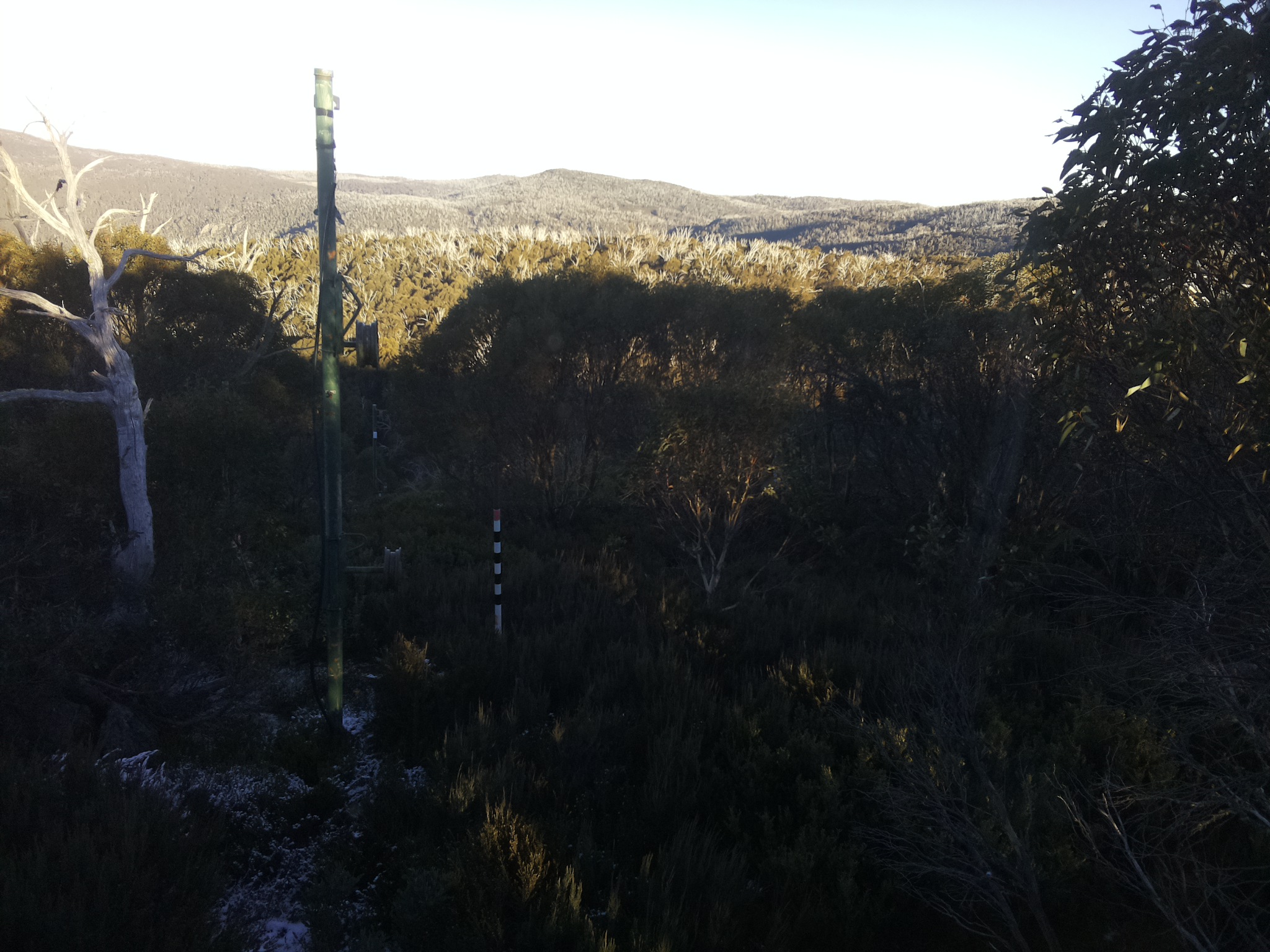 Bogong Web Cam 4:10pm Tuesday 20th of May 2025