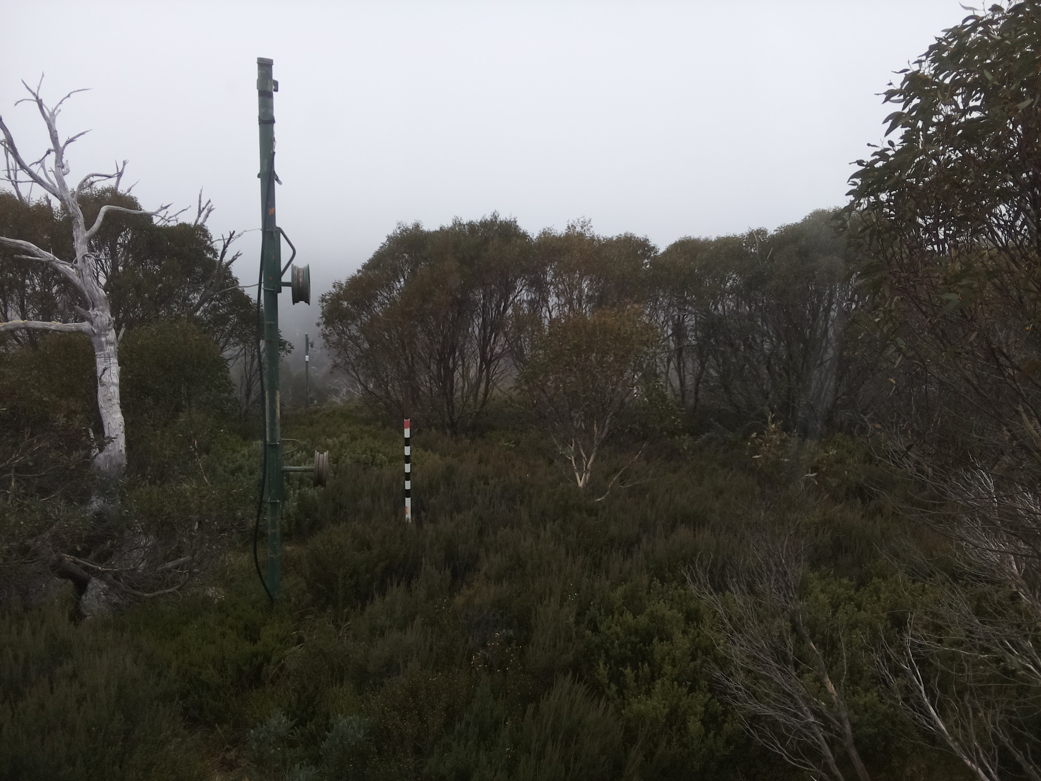 Bogong Web Cam 2:10pm Thursday 22nd of May 2025