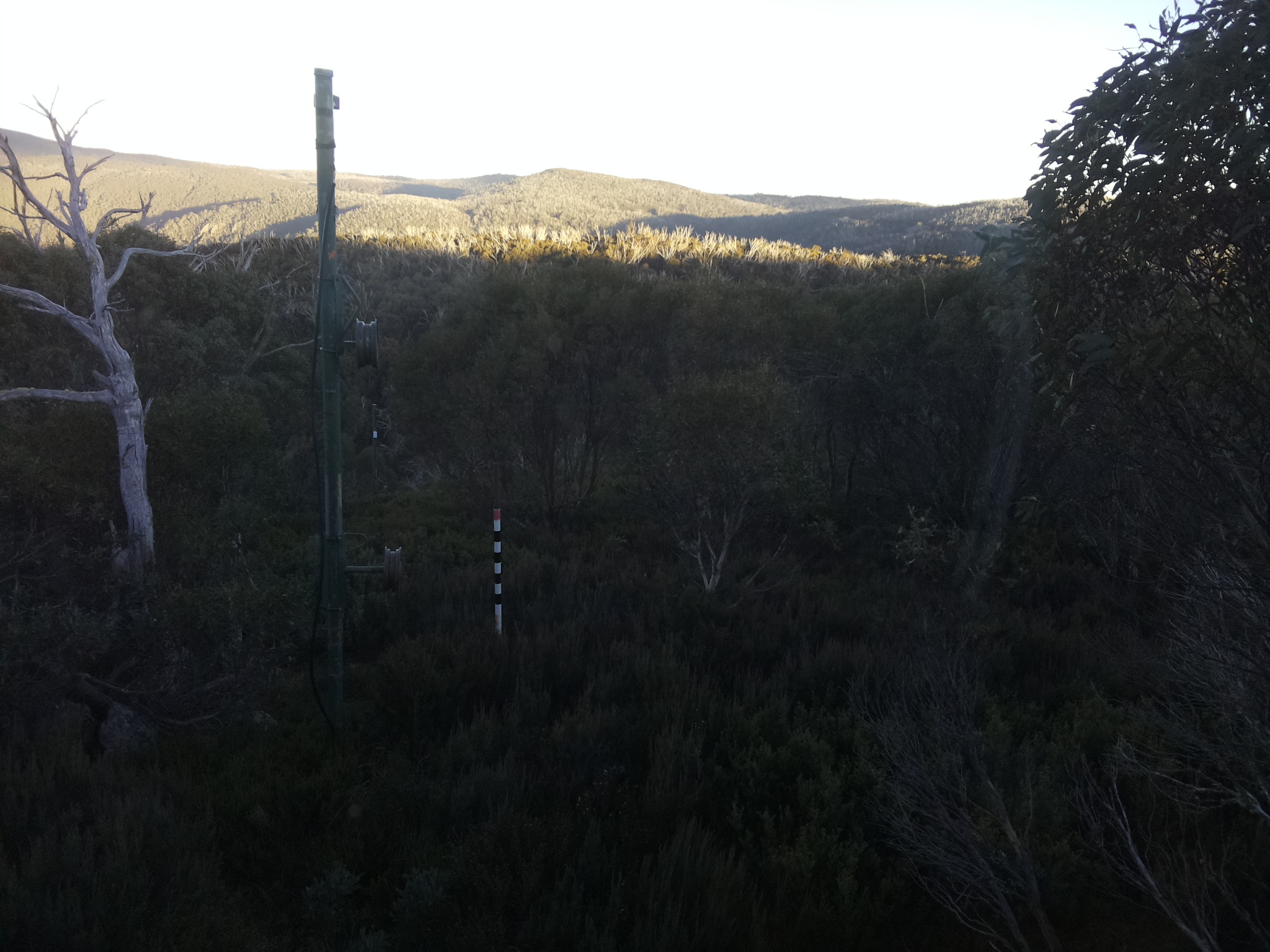 Bogong Web Cam 4:30pm Sunday 25th of May 2025