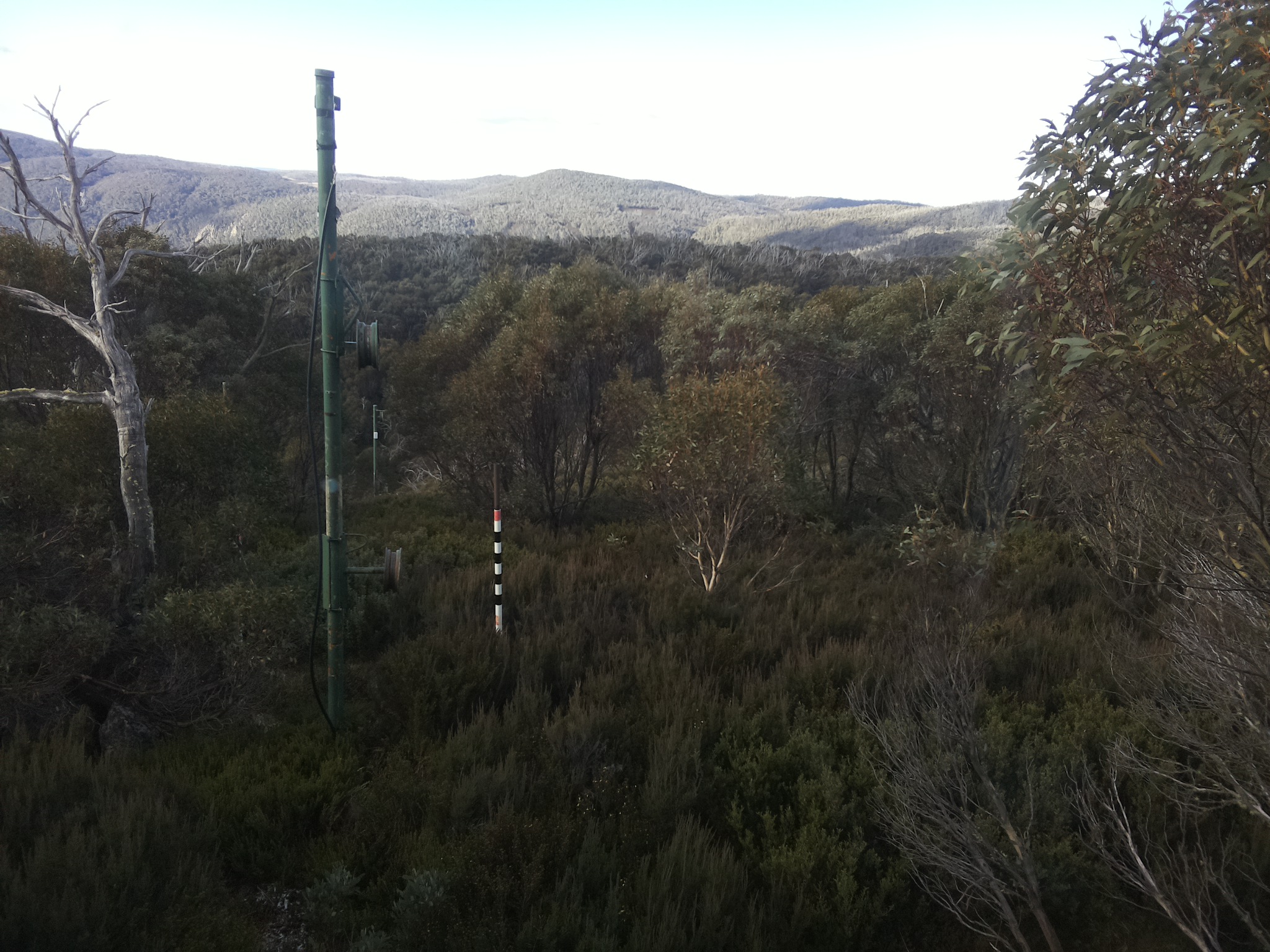 Bogong Web Cam 9:10am Monday 26th of May 2025