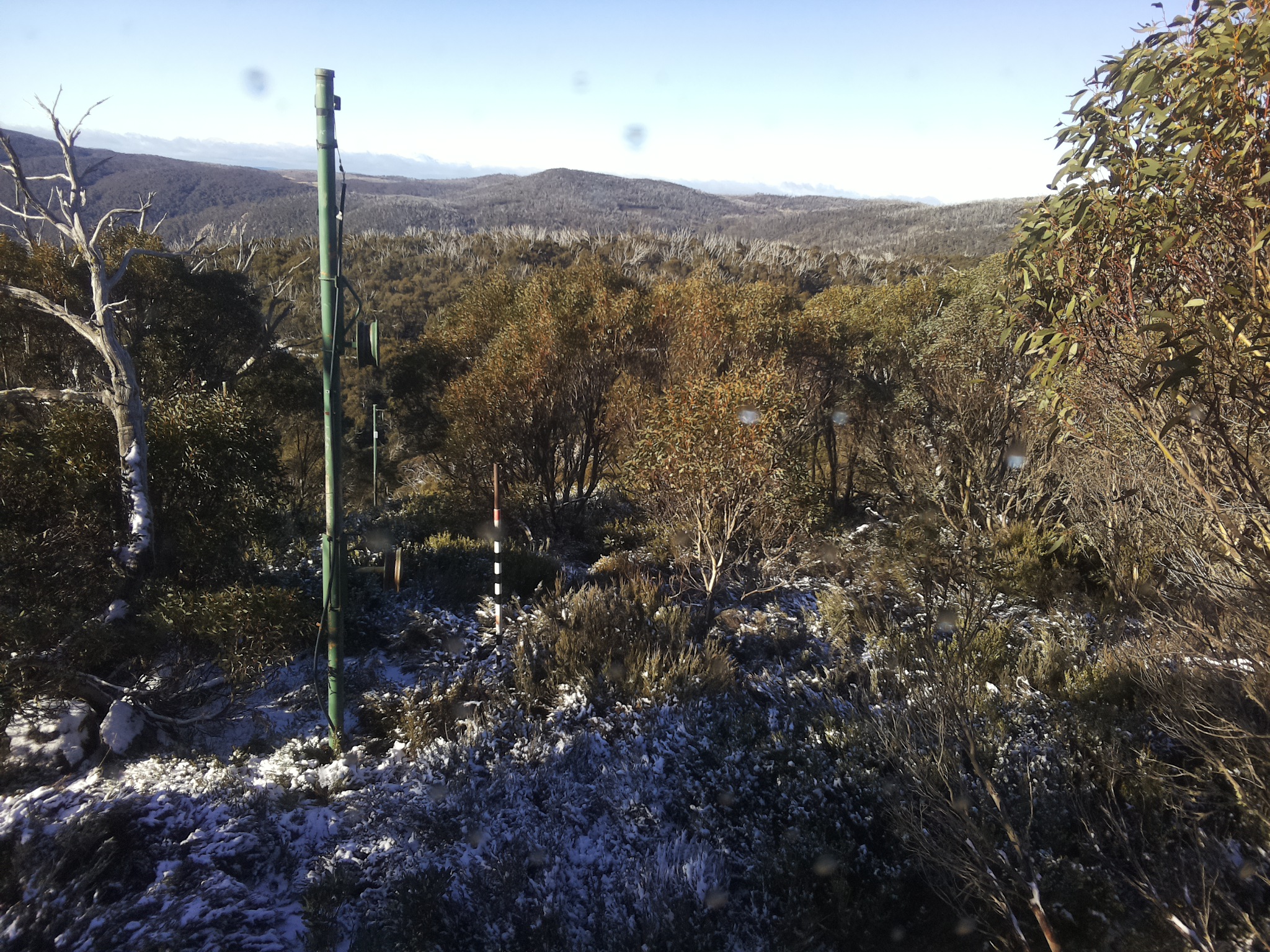 Bogong Web Cam 9:20am Wednesday 28th of May 2025
