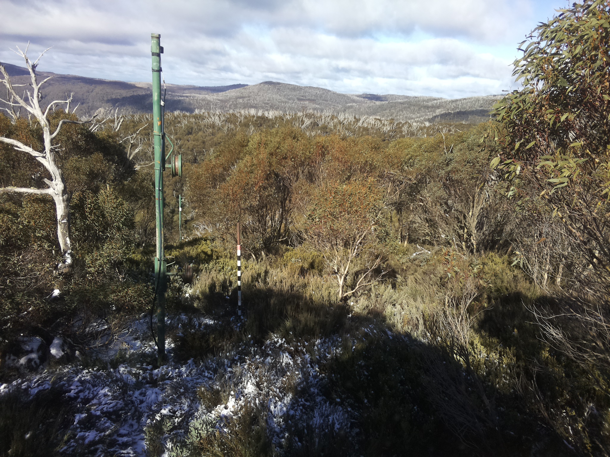 Bogong Web Cam 12:20pm Wednesday 28th of May 2025