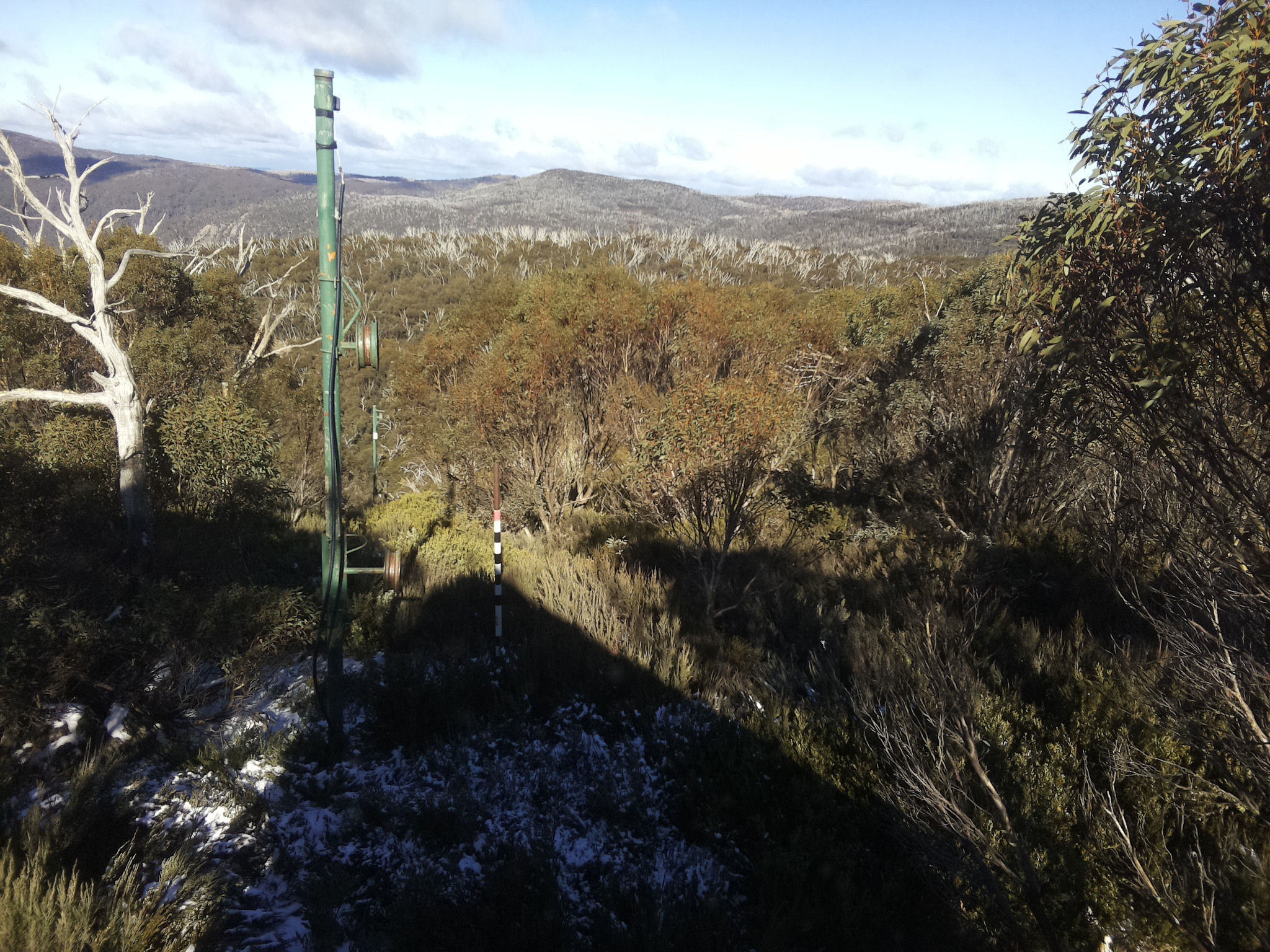 Bogong Web Cam 1:50pm Wednesday 28th of May 2025