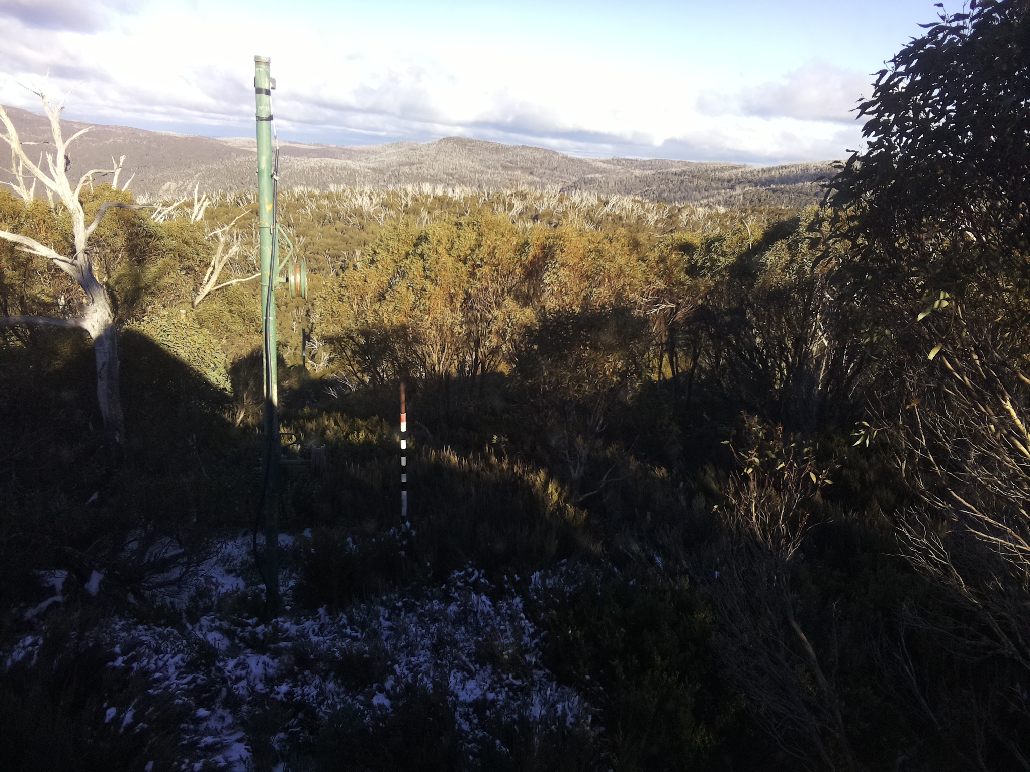 Bogong Web Cam 3:10pm Wednesday 28th of May 2025