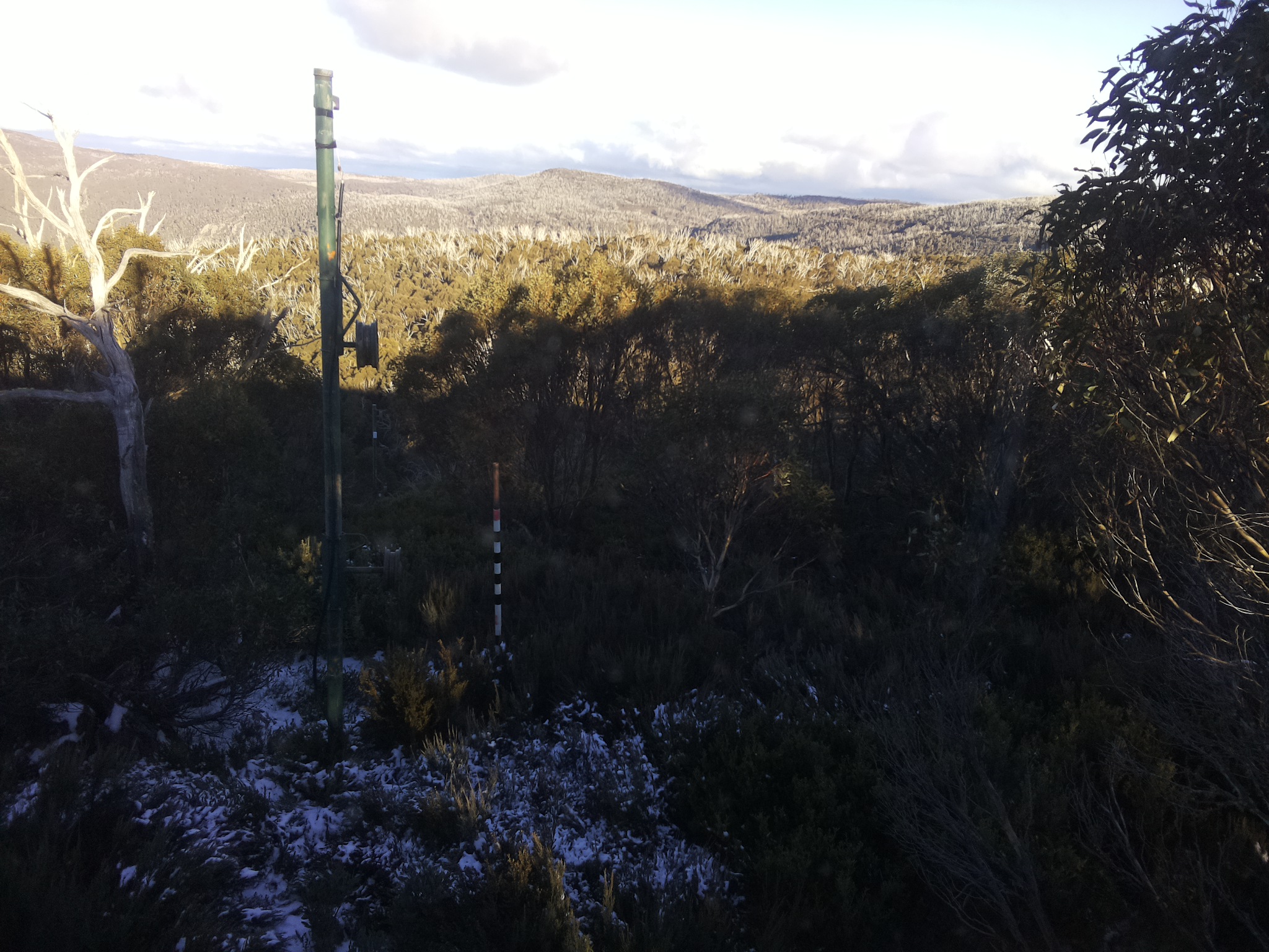 Bogong Web Cam 3:50pm Wednesday 28th of May 2025