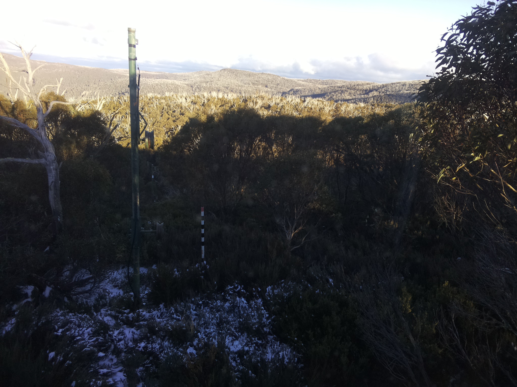 Bogong Web Cam 4:00pm Wednesday 28th of May 2025