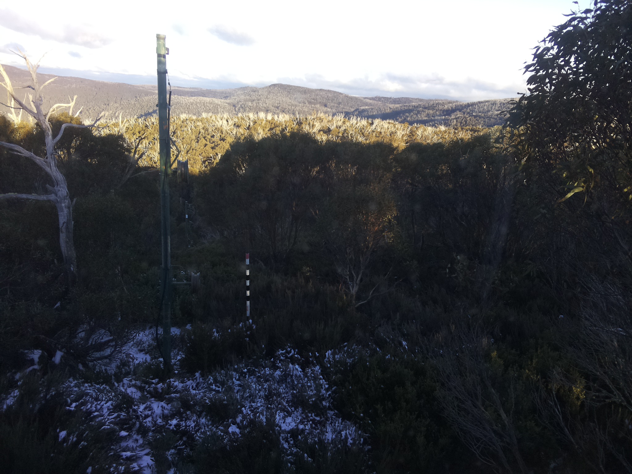 Bogong Web Cam 4:10pm Wednesday 28th of May 2025