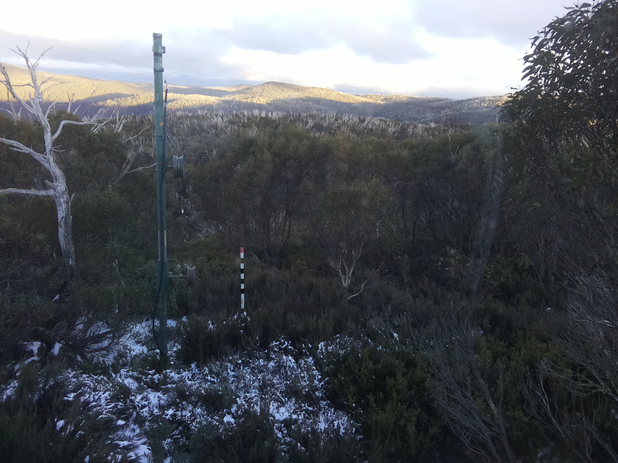 Bogong Web Cam 4:40pm Wednesday 28th of May 2025