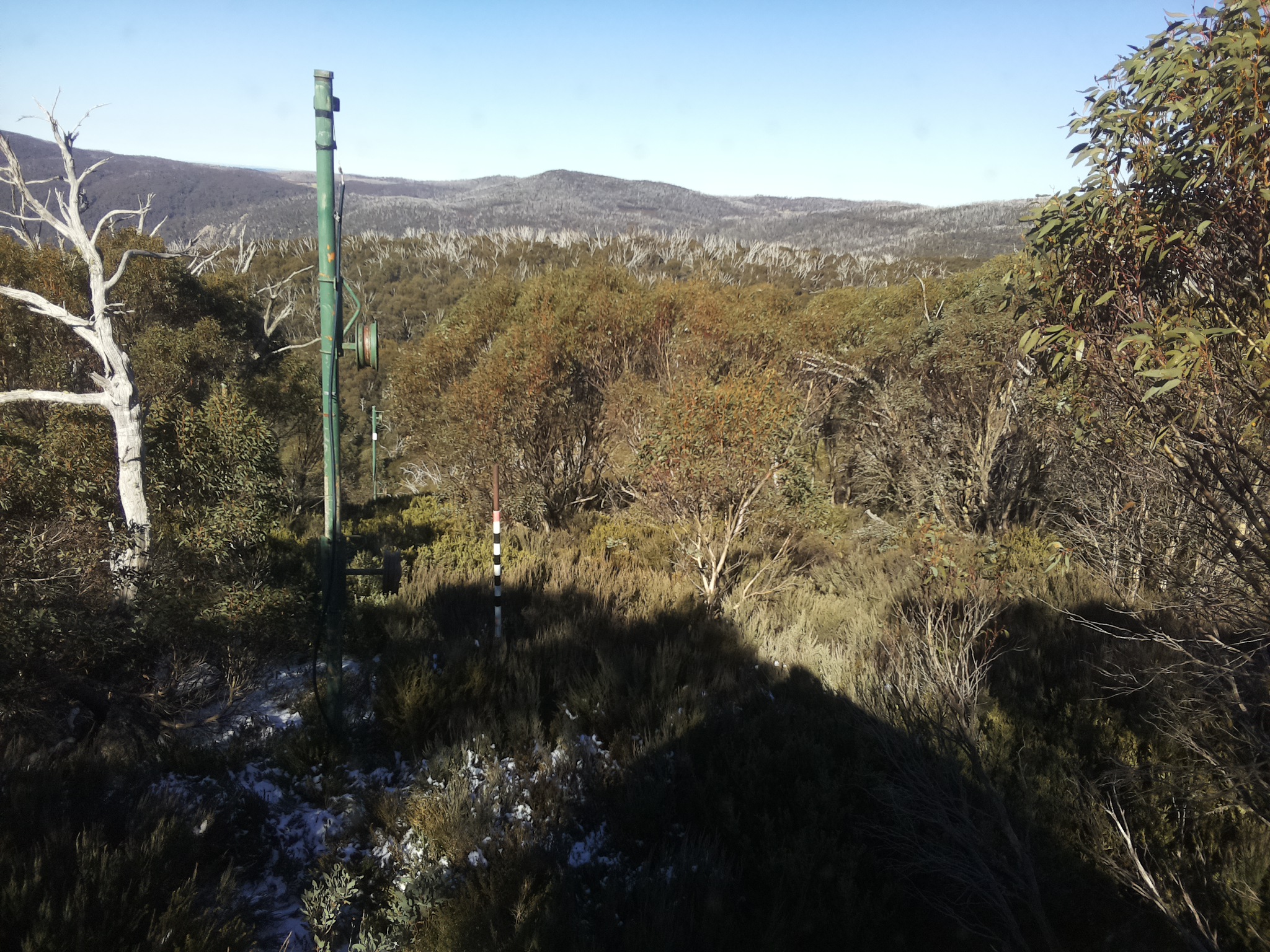 Bogong Web Cam 12:30pm Thursday 29th of May 2025