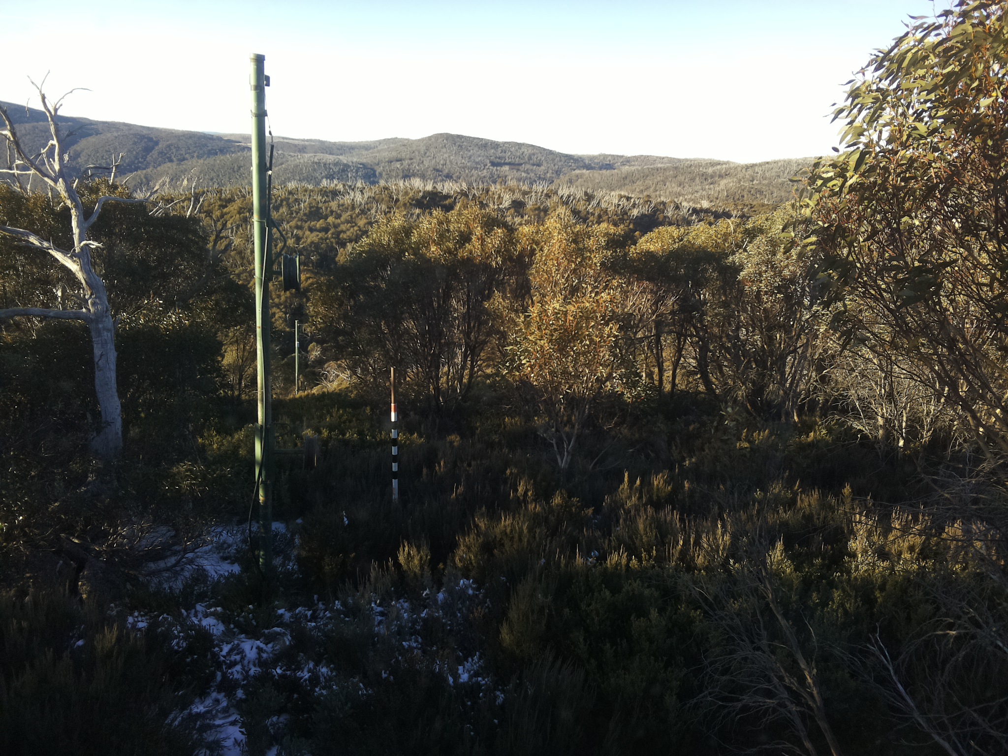 Bogong Web Cam 8:10am Friday 30th of May 2025