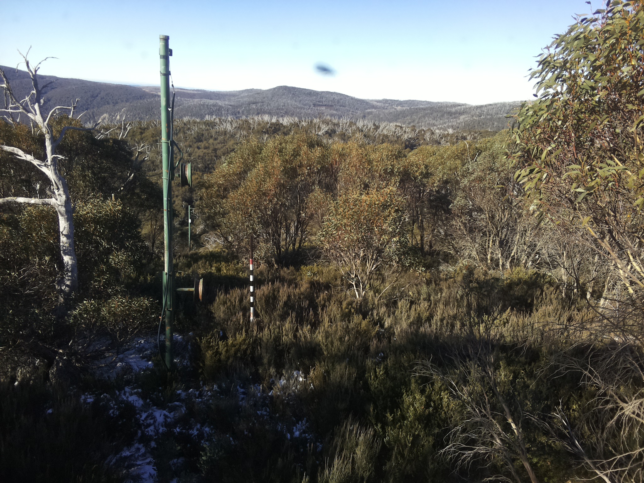 Bogong Web Cam 10:00am Friday 30th of May 2025