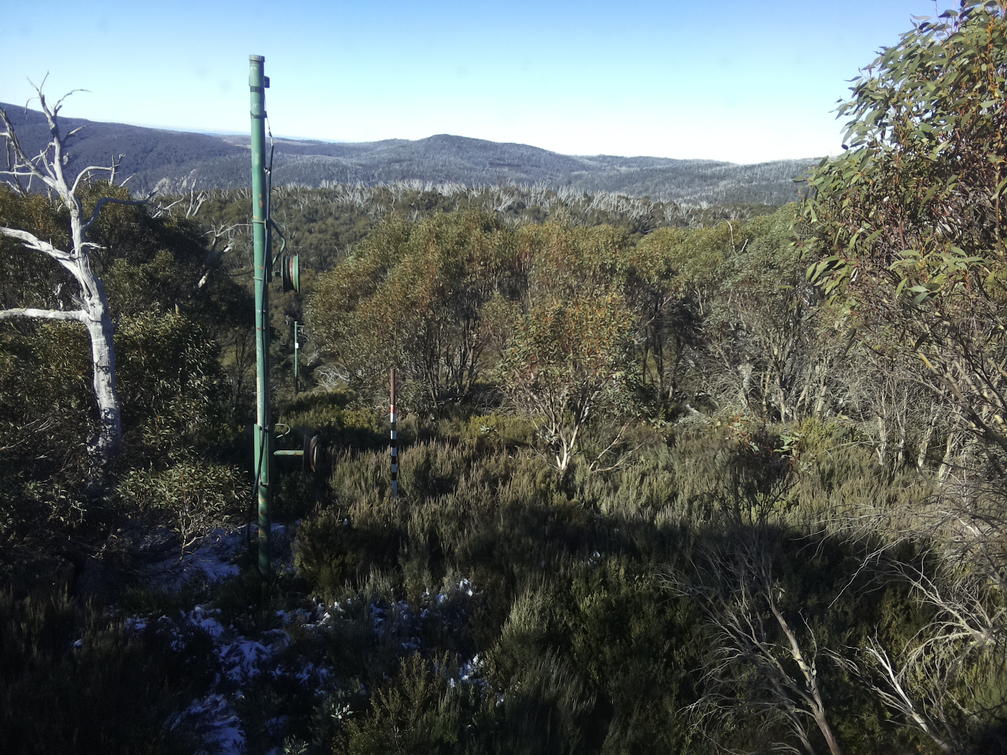 Bogong Web Cam 10:30am Friday 30th of May 2025