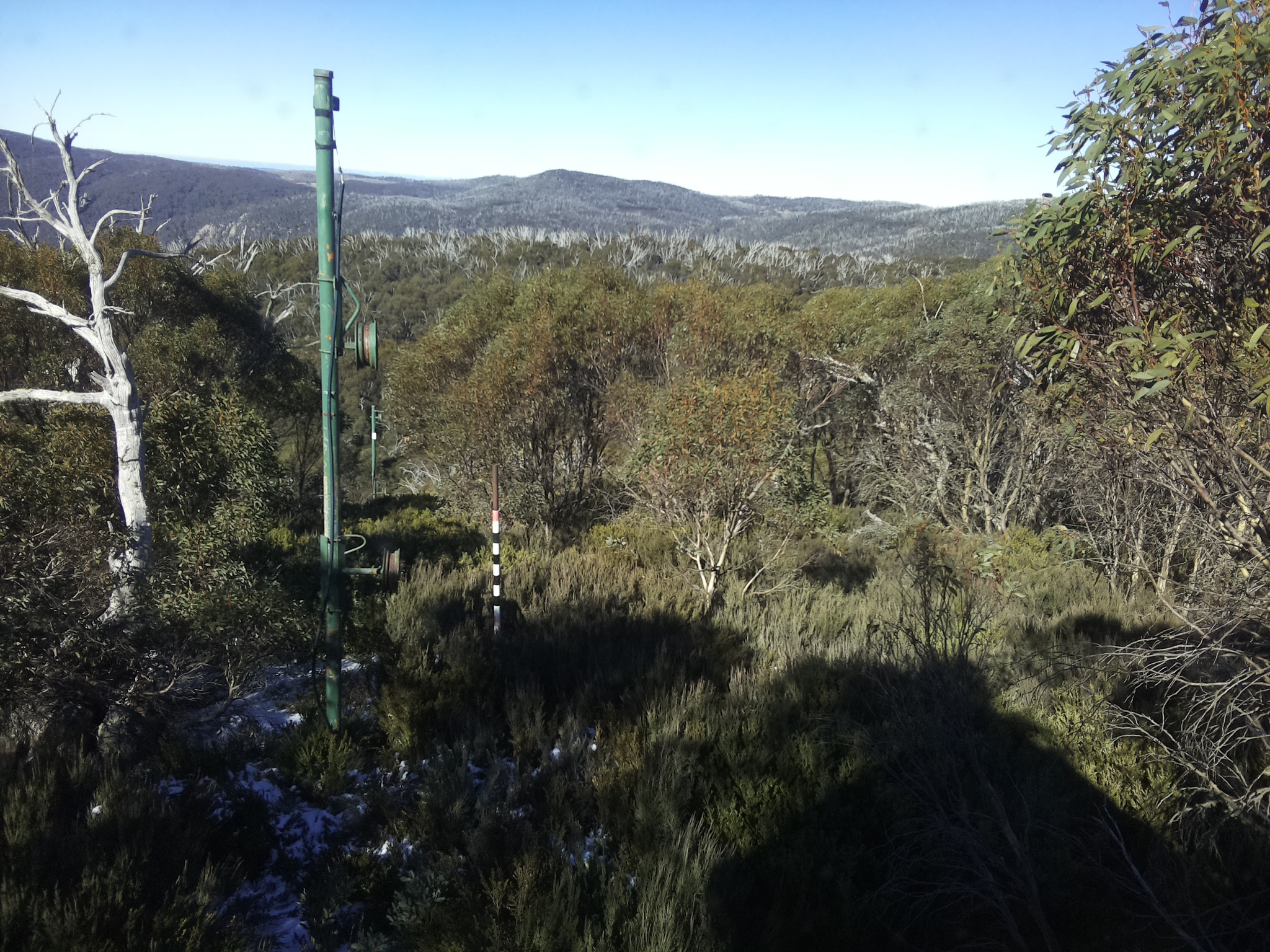 Bogong Web Cam 11:50am Friday 30th of May 2025