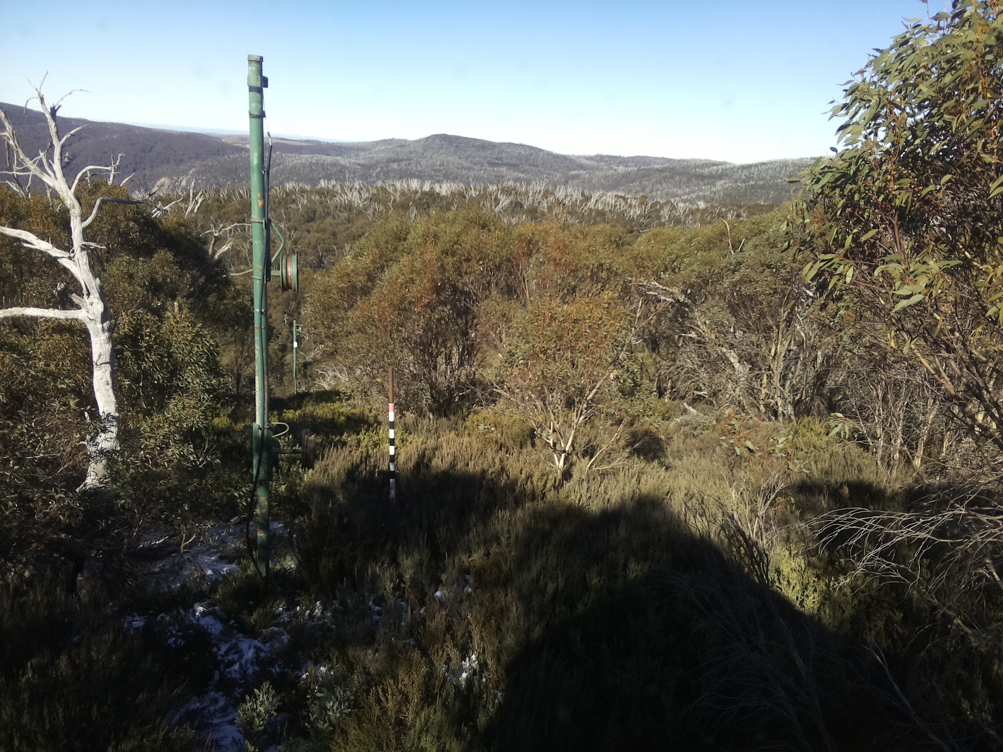 Bogong Web Cam 12:10pm Friday 30th of May 2025
