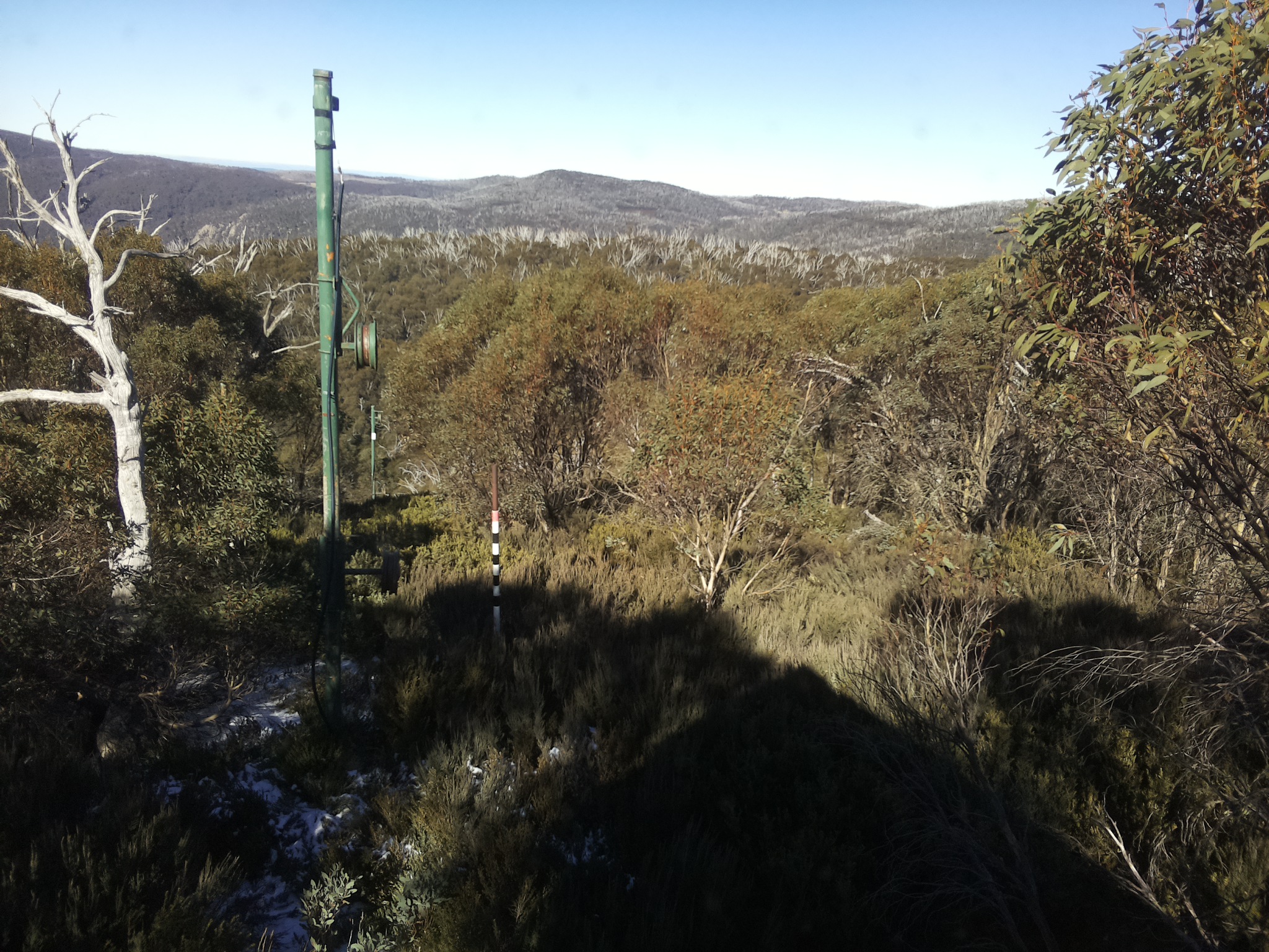 Bogong Web Cam 12:30pm Friday 30th of May 2025