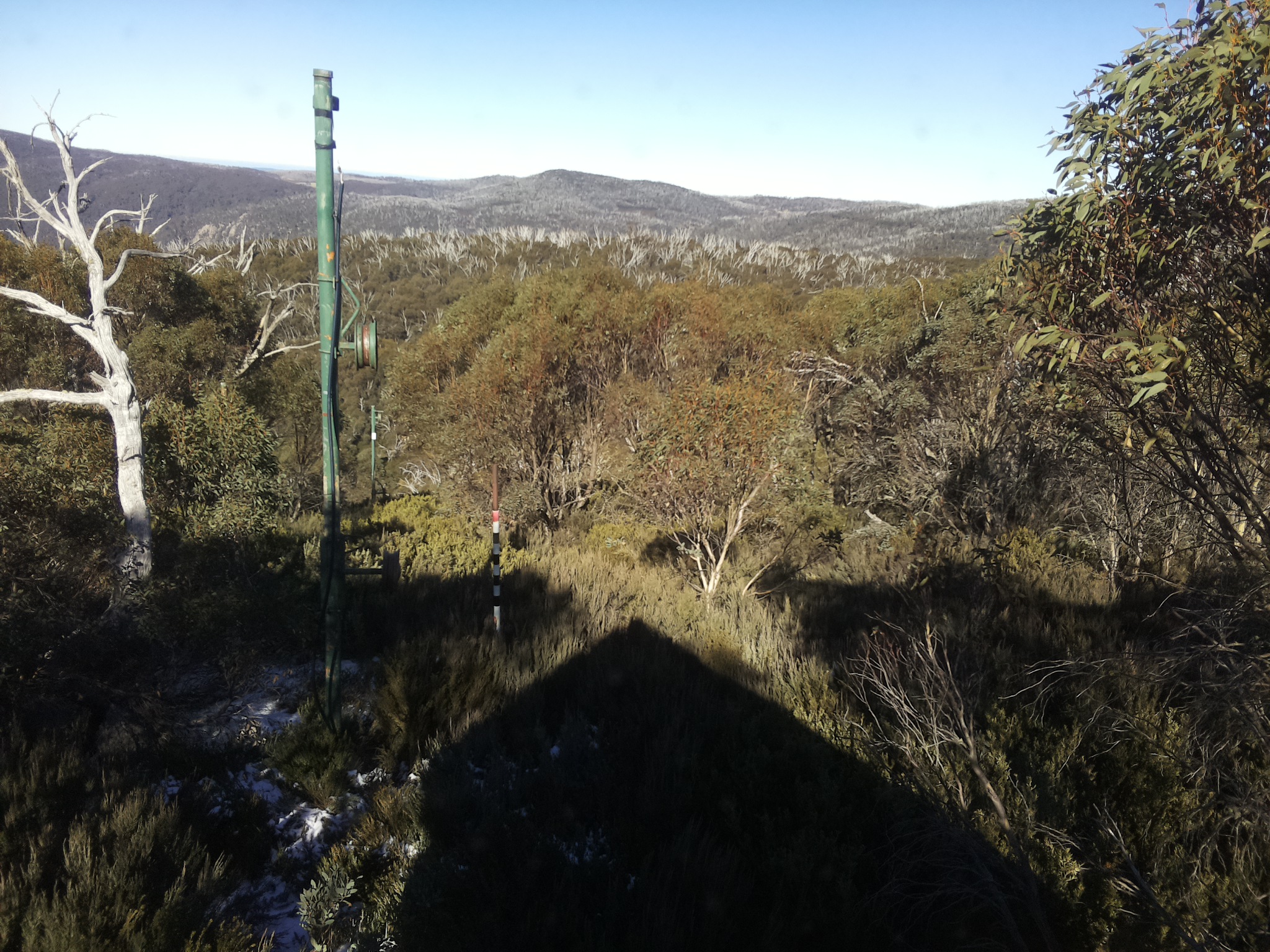 Bogong Web Cam 1:10pm Friday 30th of May 2025