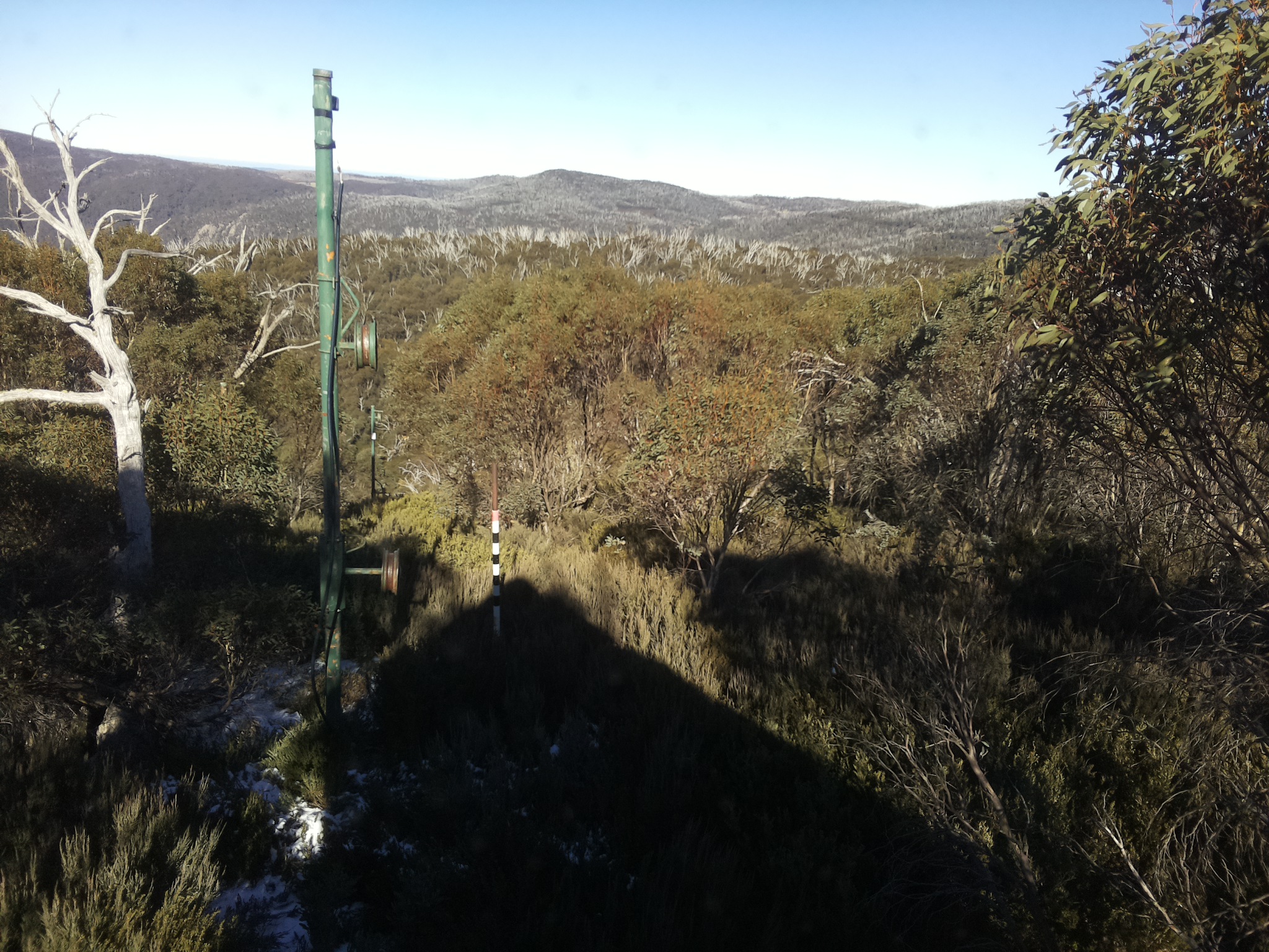Bogong Web Cam 1:40pm Friday 30th of May 2025