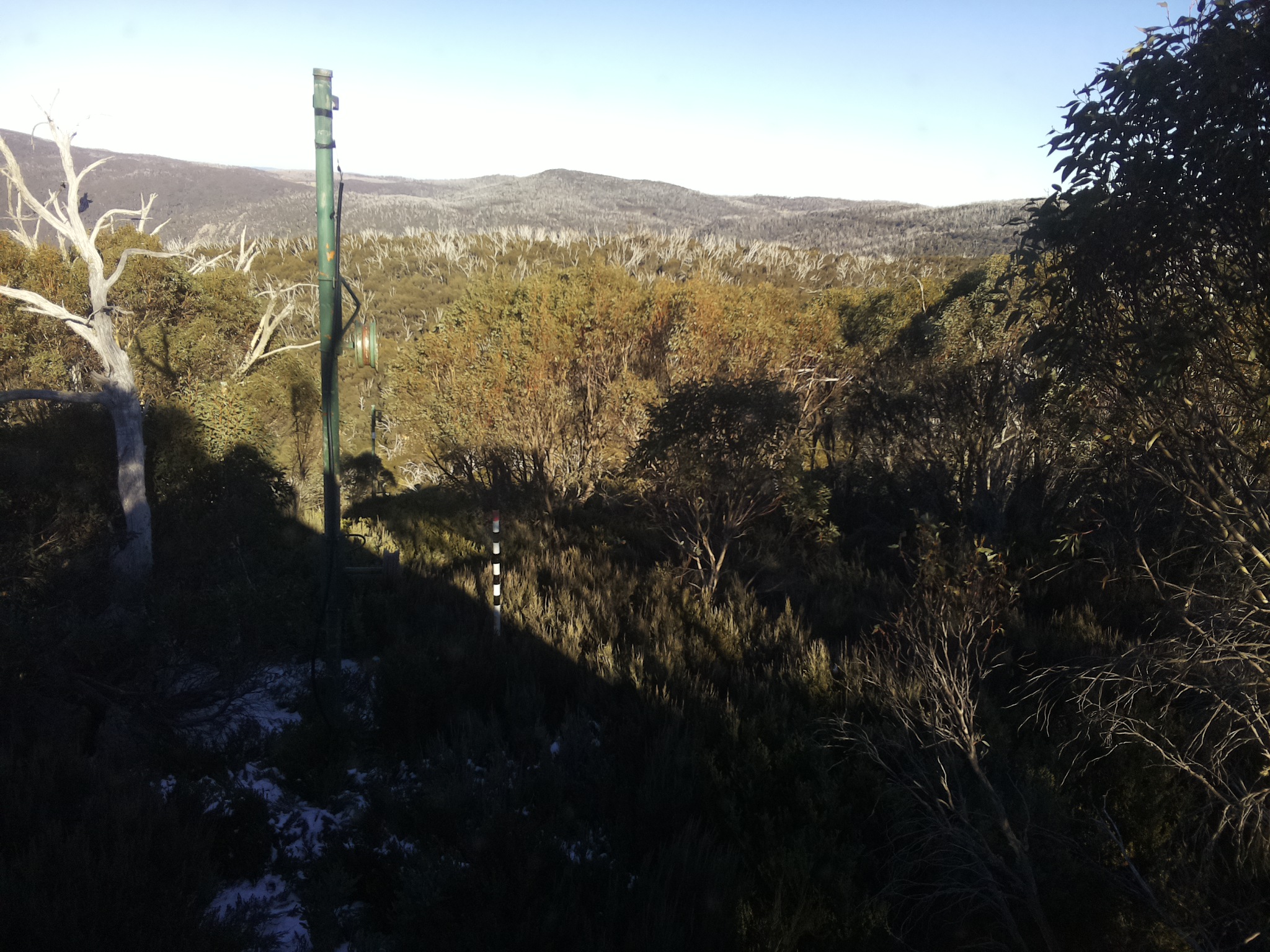 Bogong Web Cam 2:50pm Friday 30th of May 2025