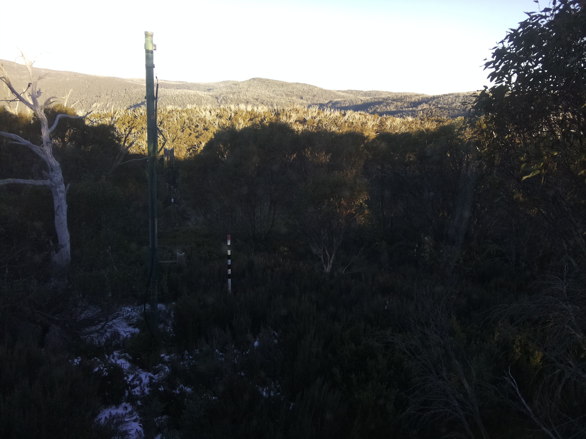 Bogong Web Cam 4:10pm Friday 30th of May 2025