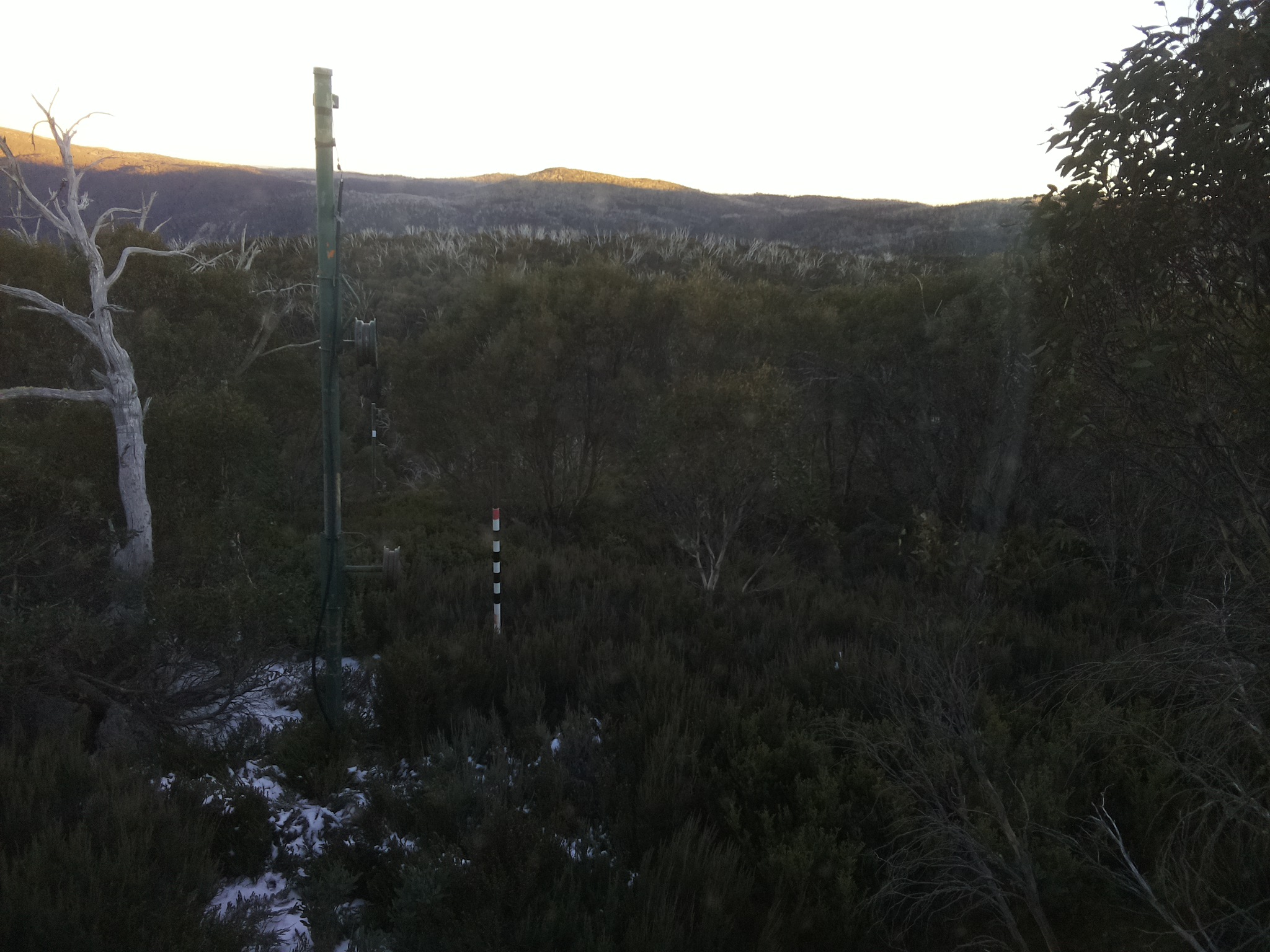 Bogong Web Cam 4:50pm Friday 30th of May 2025