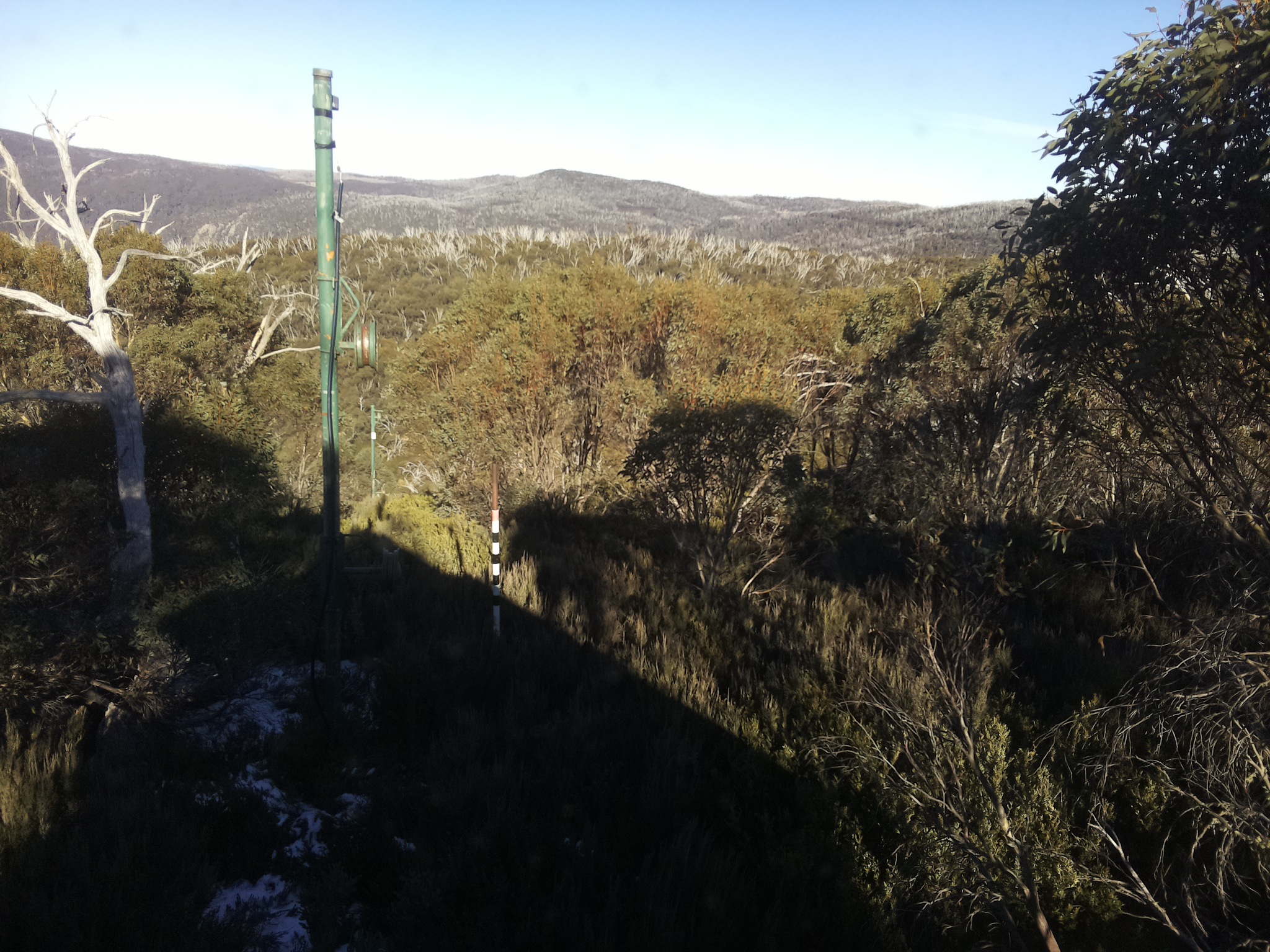 Bogong Web Cam 2:20pm Sunday 1st of June 2025