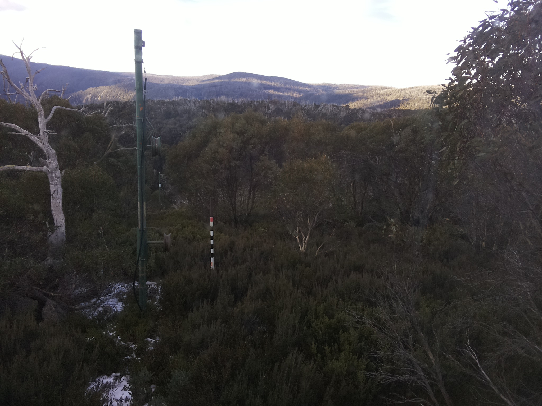 Bogong Web Cam 8:20am Tuesday 3rd of June 2025