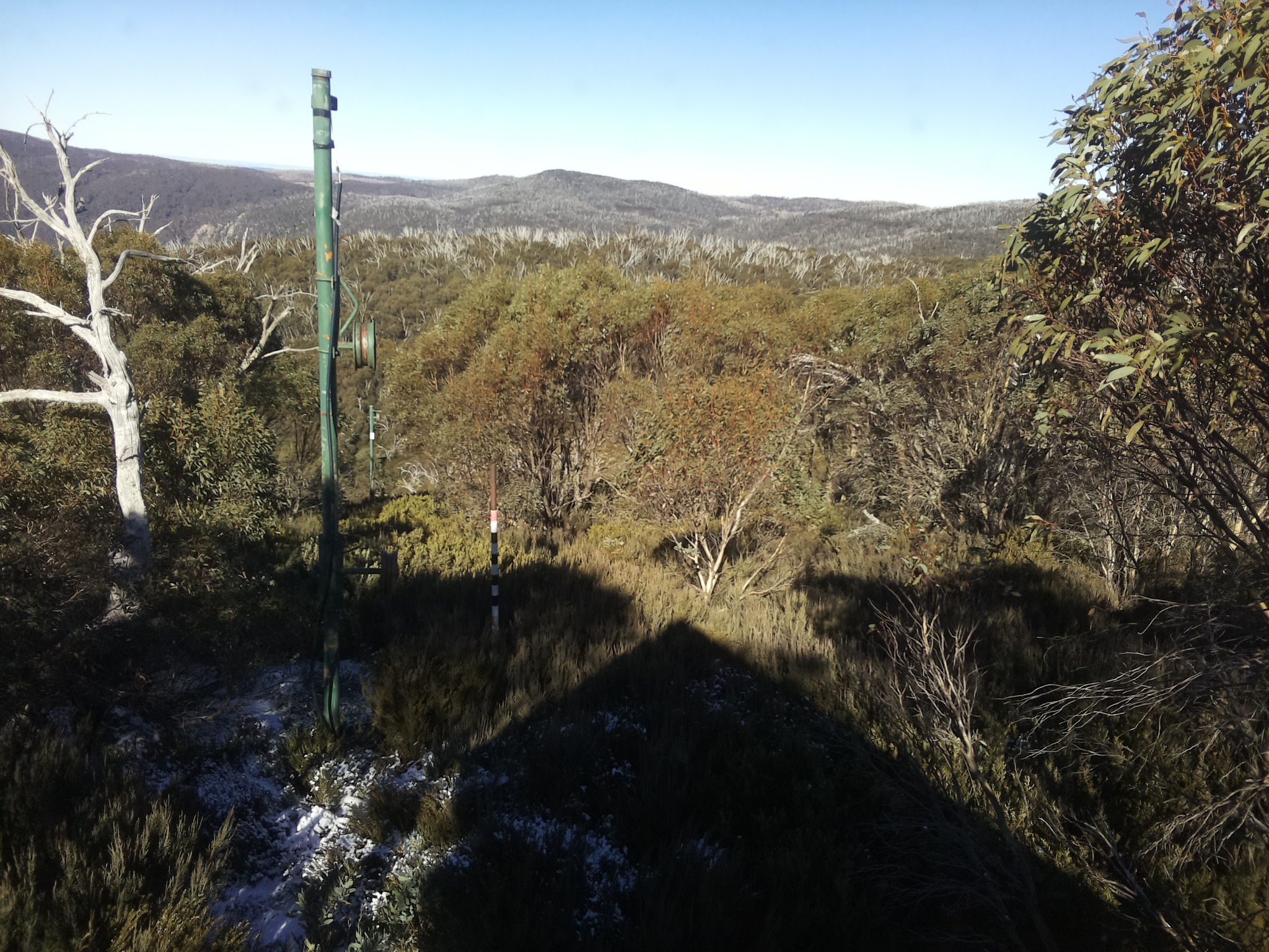 Bogong Web Cam 1:00pm Thursday 5th of June 2025
