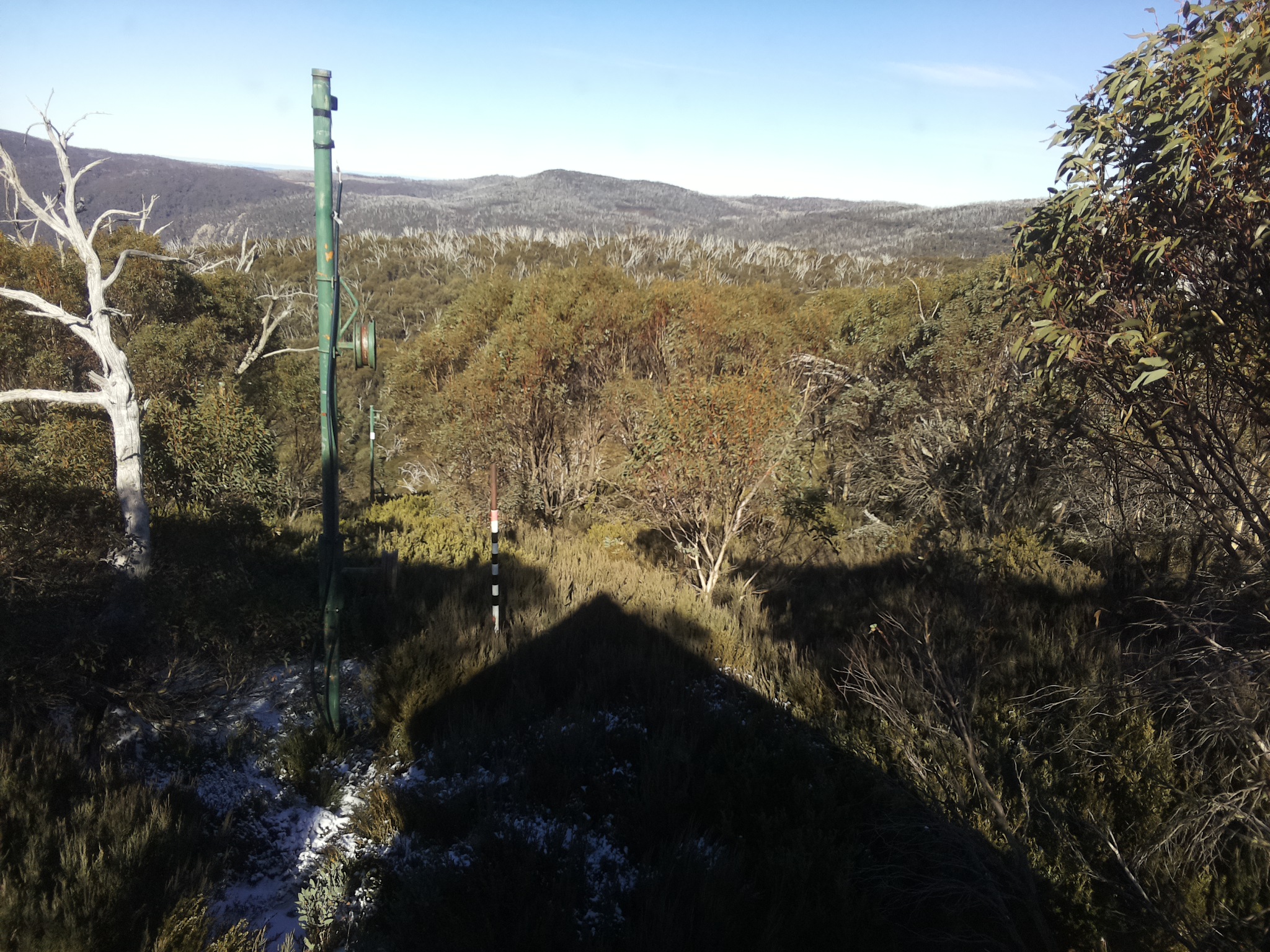 Bogong Web Cam 1:20pm Thursday 5th of June 2025