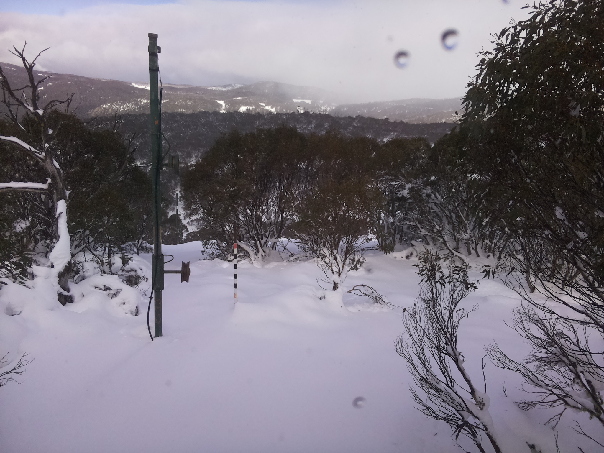 Bogong Web Cam 1:30pm Tuesday 10th of June 2025