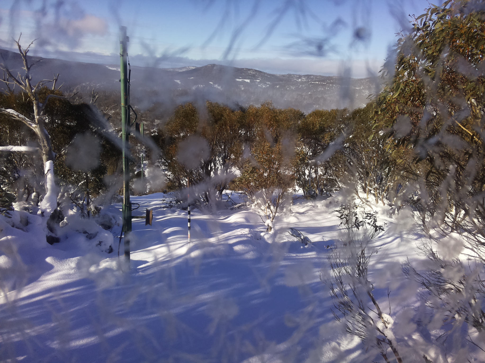 Bogong Web Cam 9:40am Wednesday 11th of June 2025